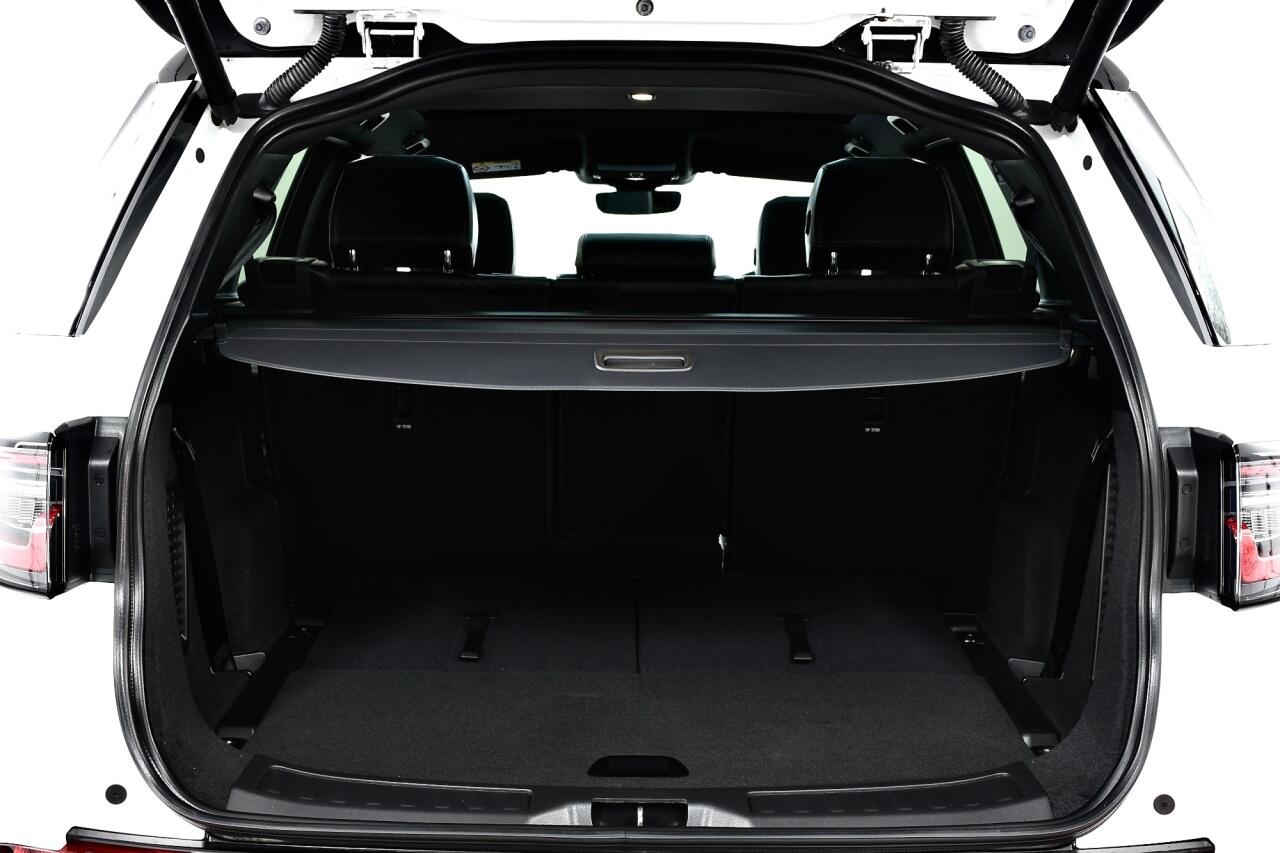 Land Rover Discovery Sport view 52