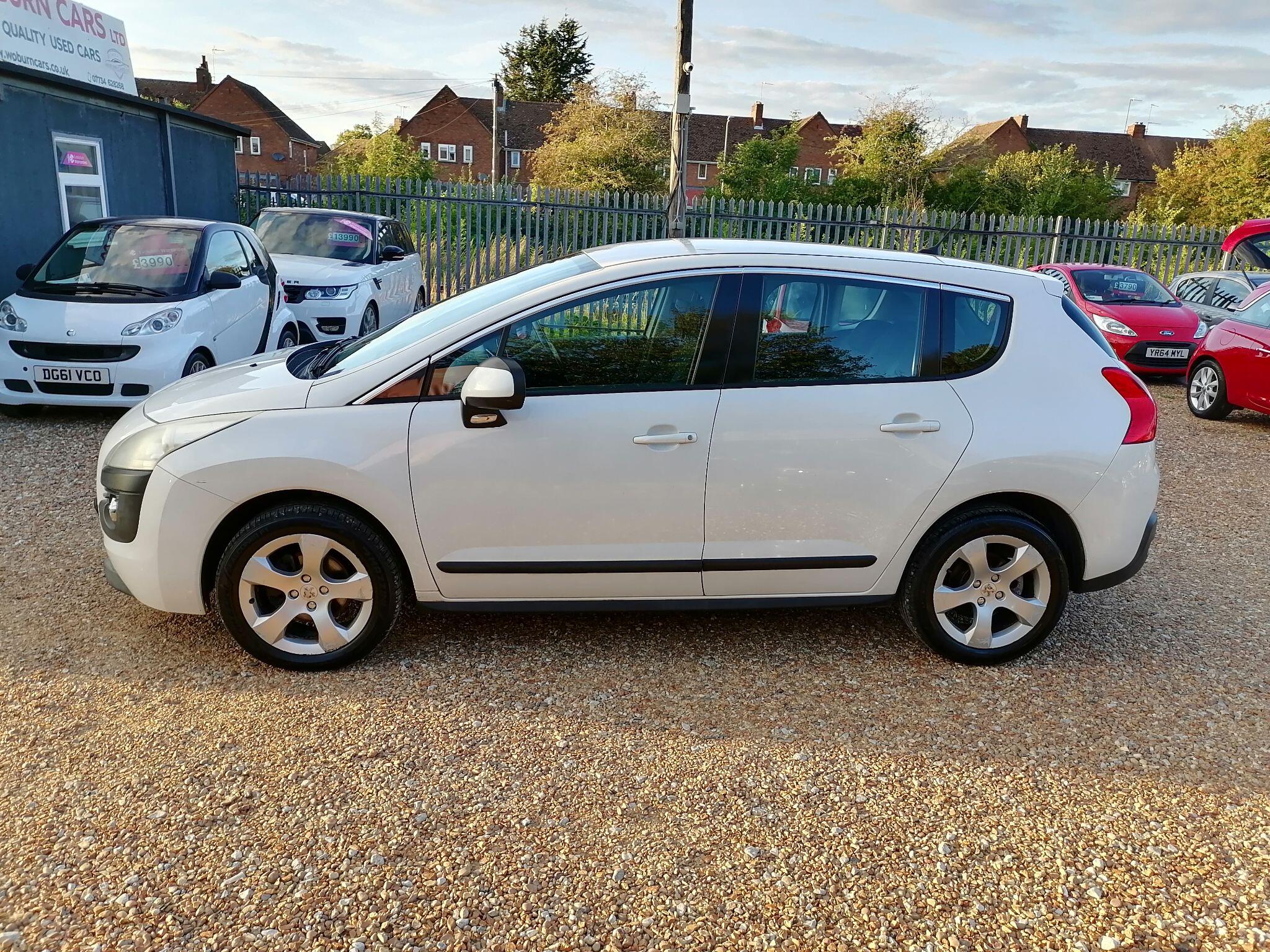 Peugeot 3008 view 13