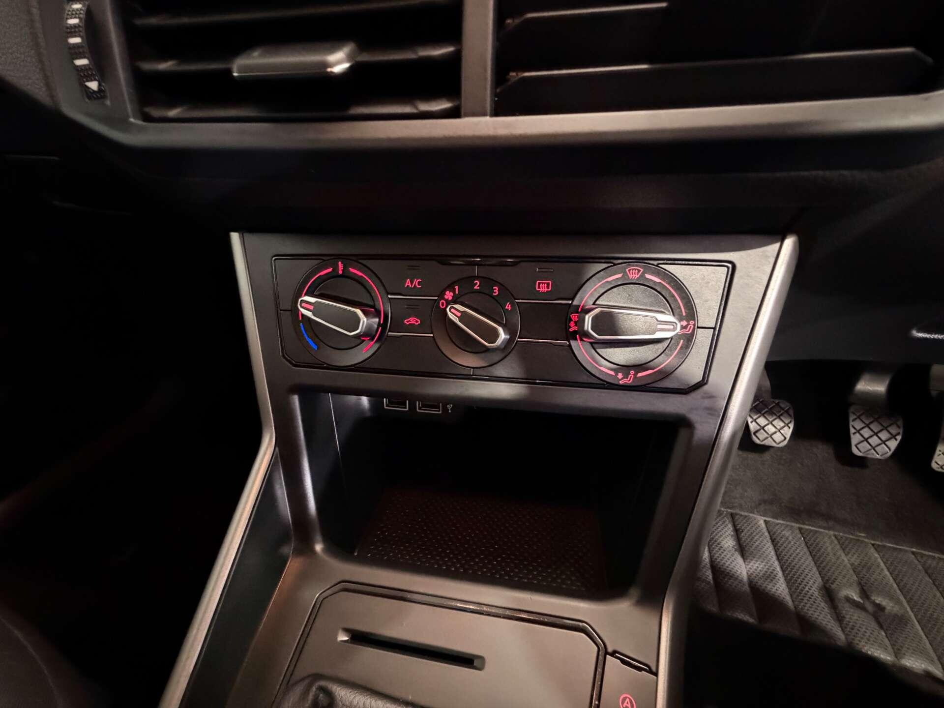 Volkswagen Polo view 34