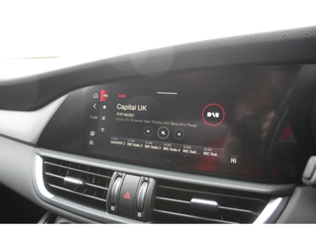 Alfa Romeo Giulia view 21