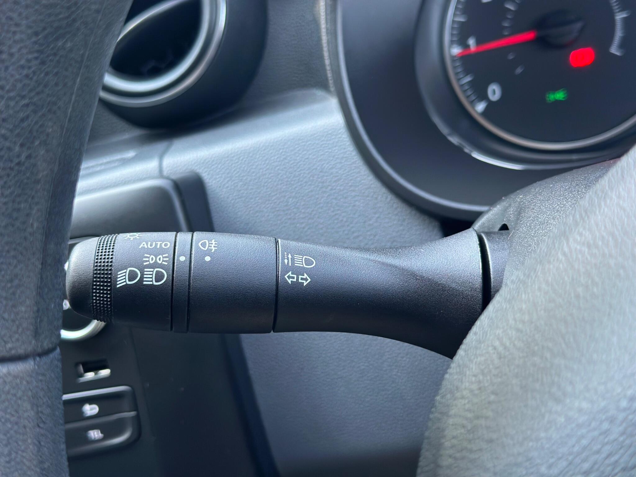 Dacia Duster view 35