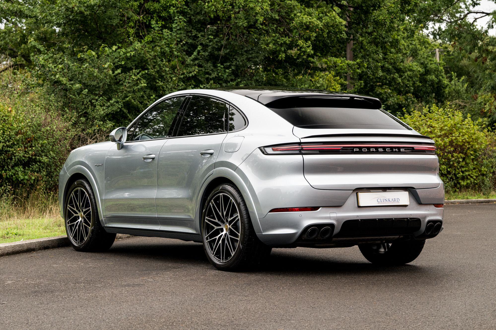 Porsche Cayenne view 5