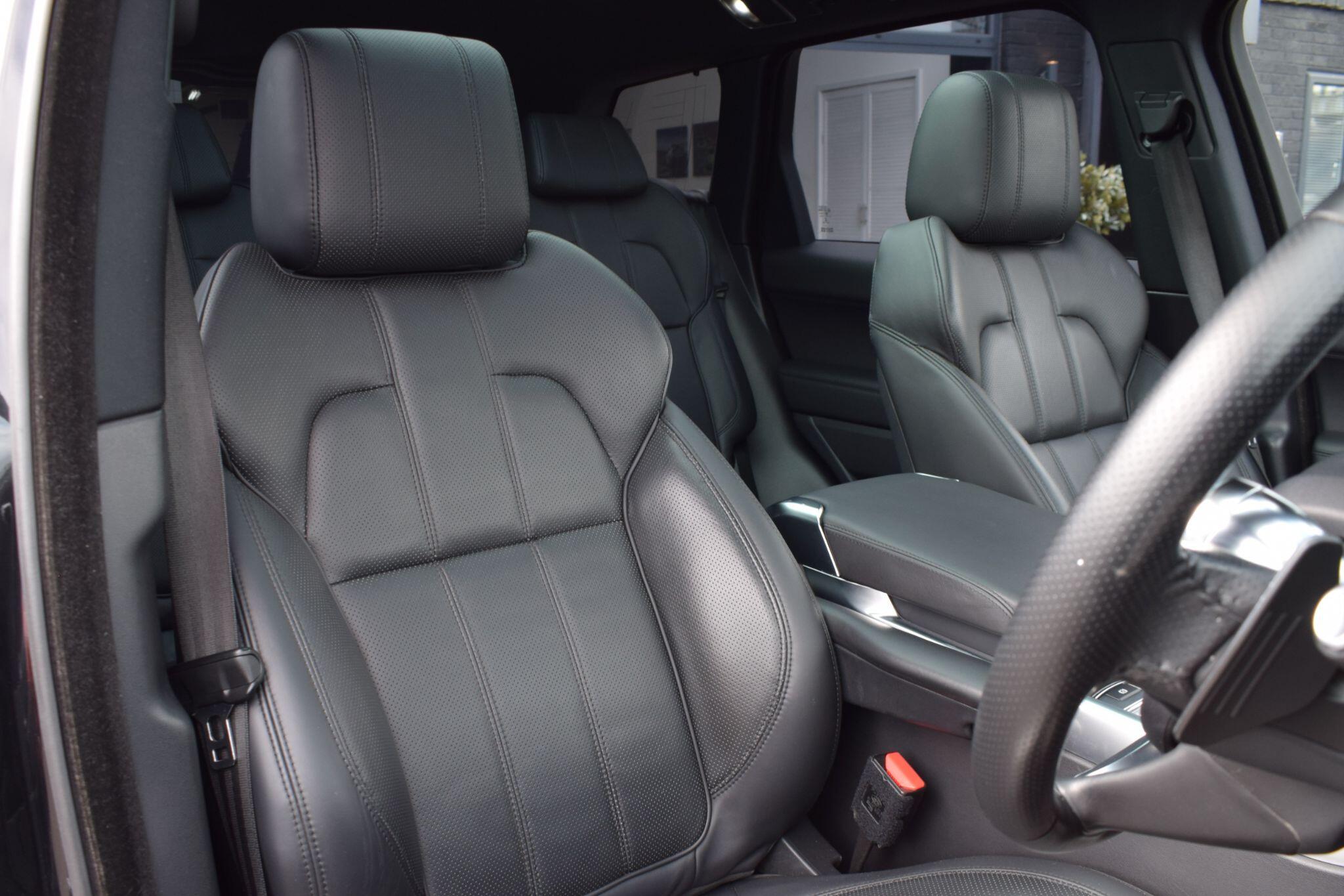 Land Rover Range Rover Sport view 9