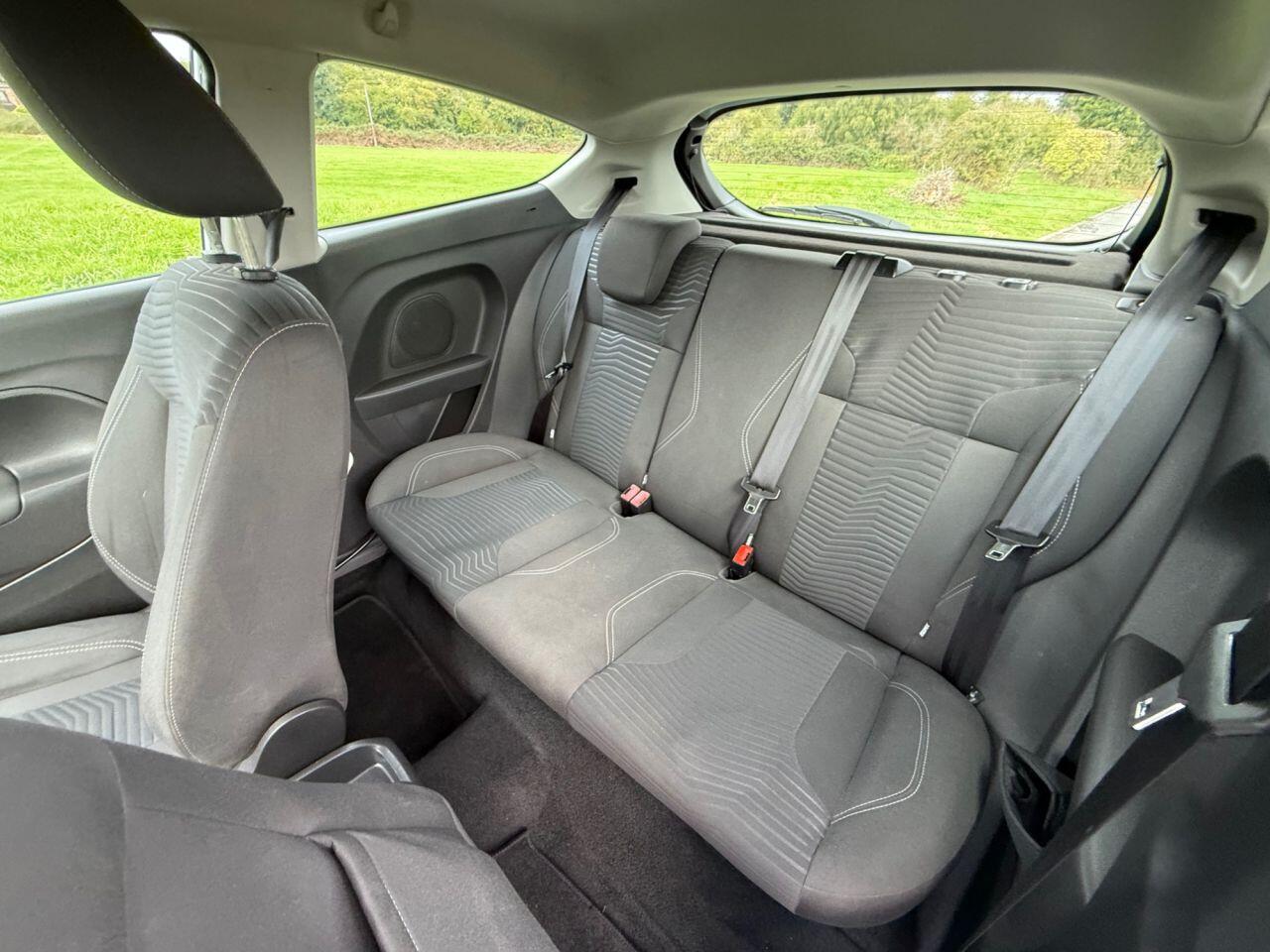 Ford Fiesta view 65