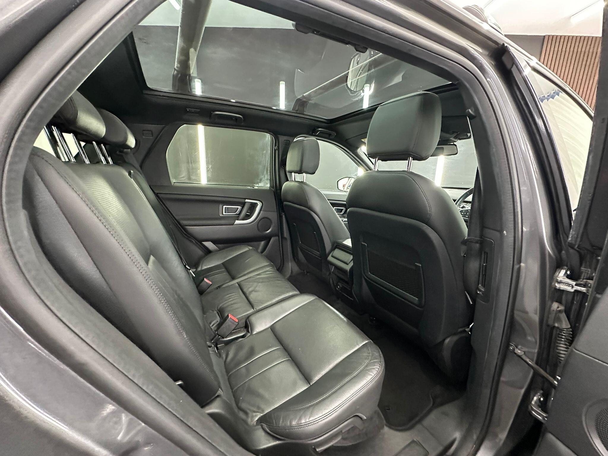 Land Rover Discovery Sport view 24