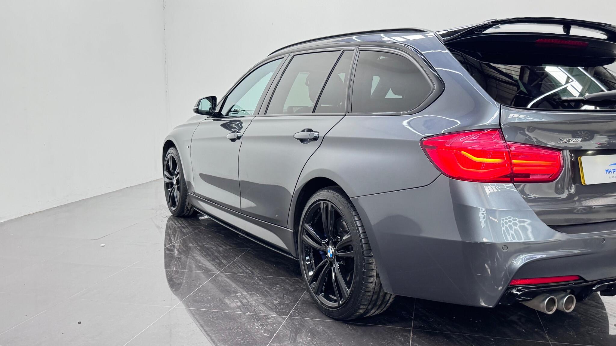 BMW 3 Series view 36