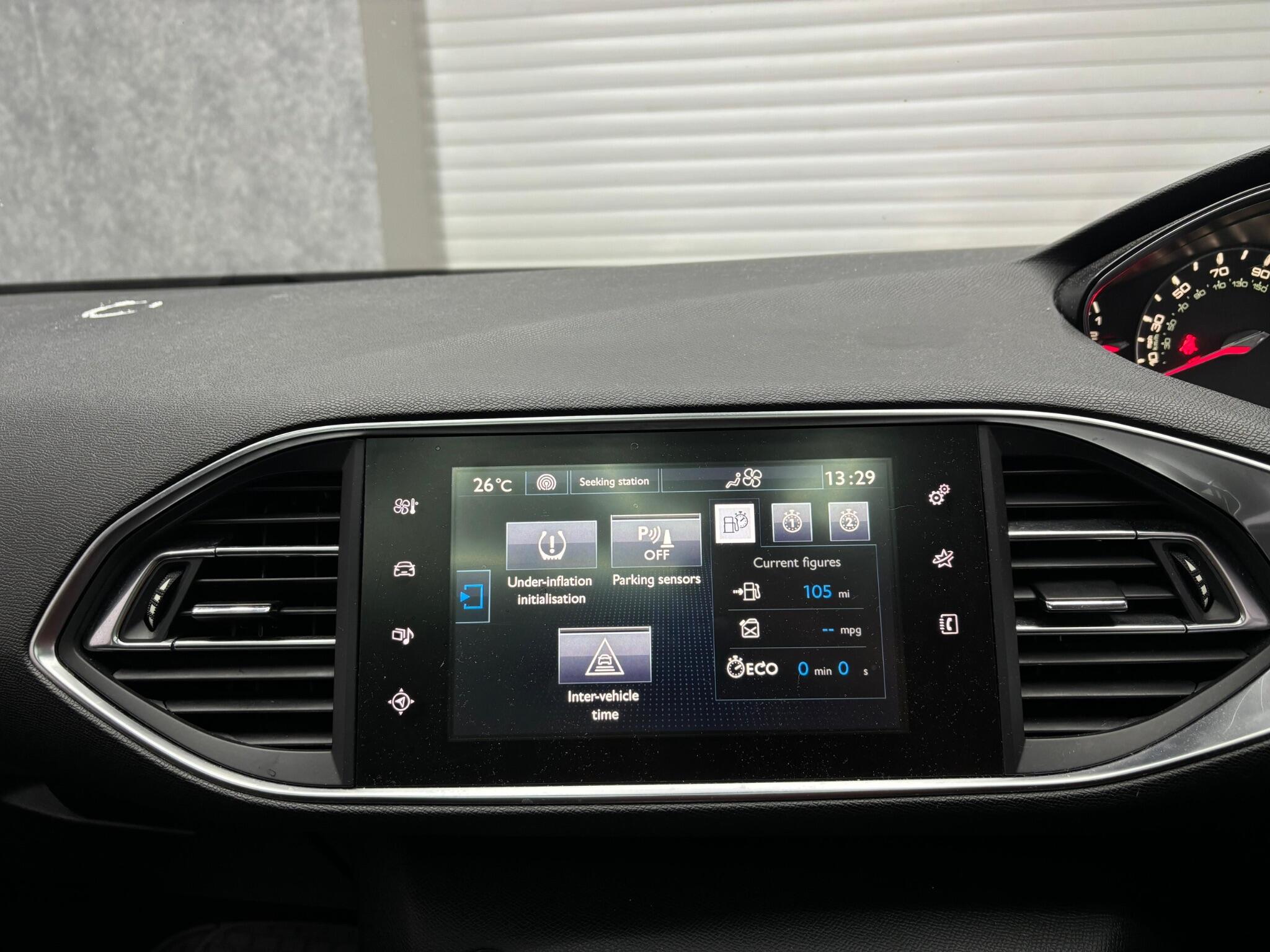 Peugeot 308 view 19