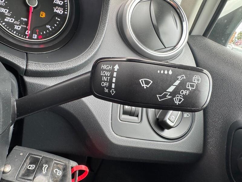 Seat Ibiza view 35