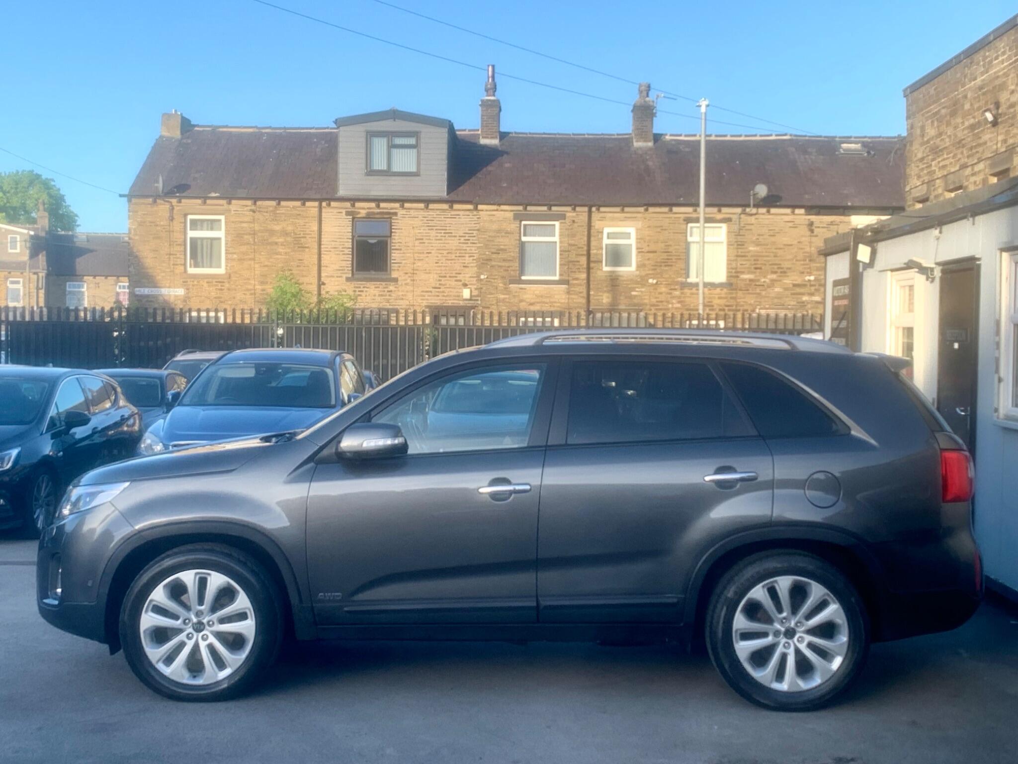 Kia Sorento view 5