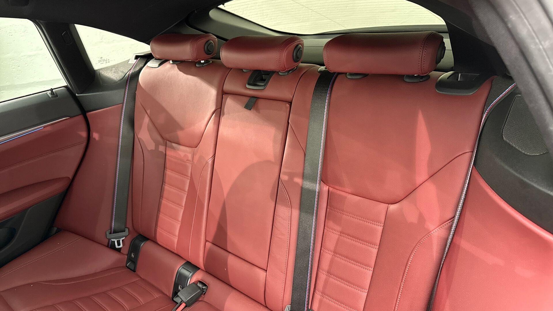 BMW I4 view 12