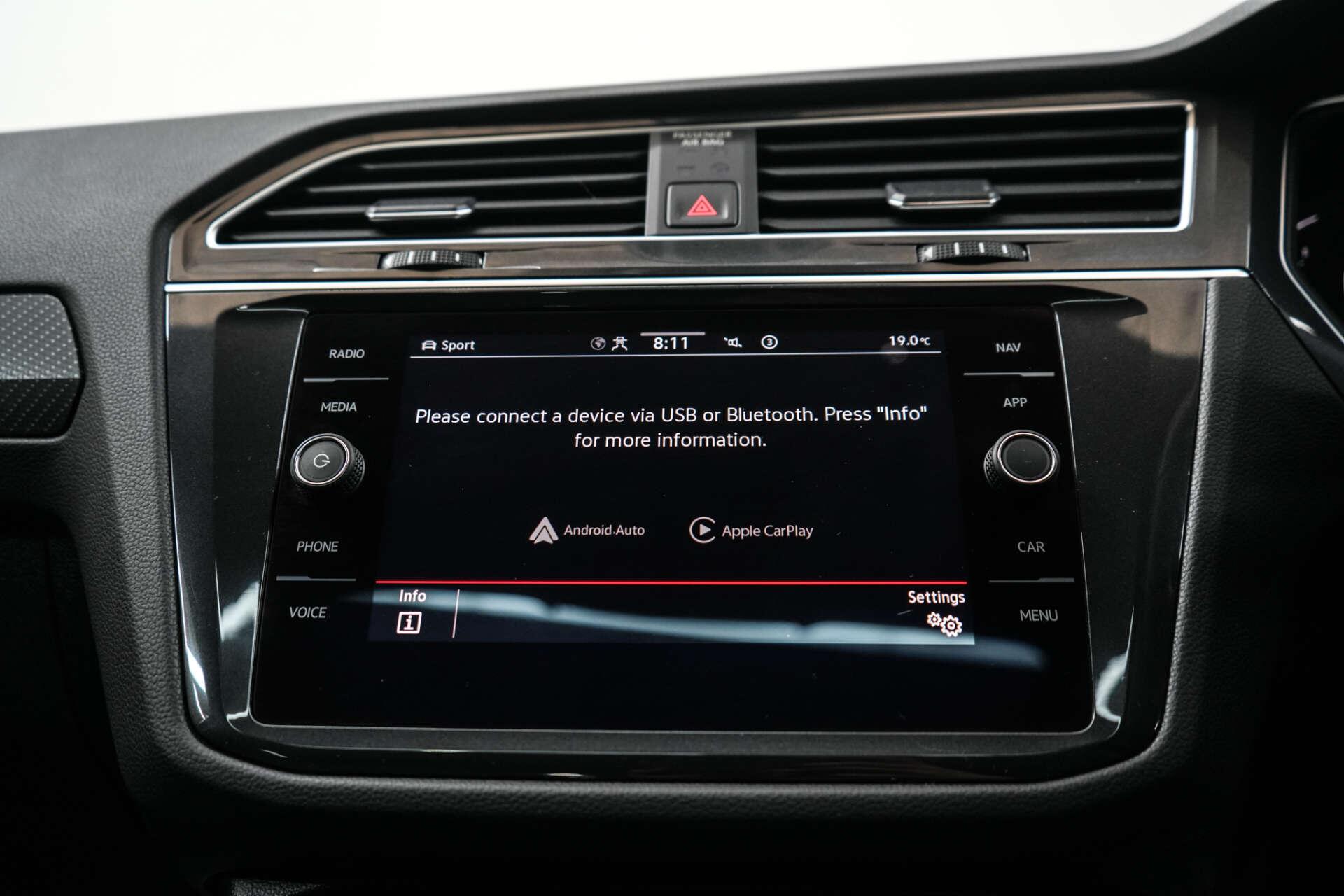 Volkswagen Tiguan view 23