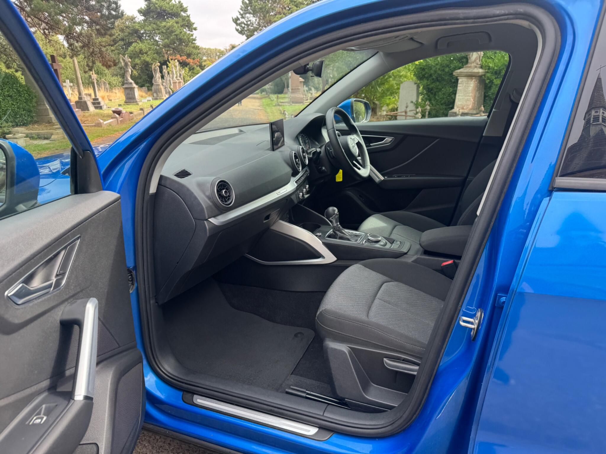 Audi Q2 view 71