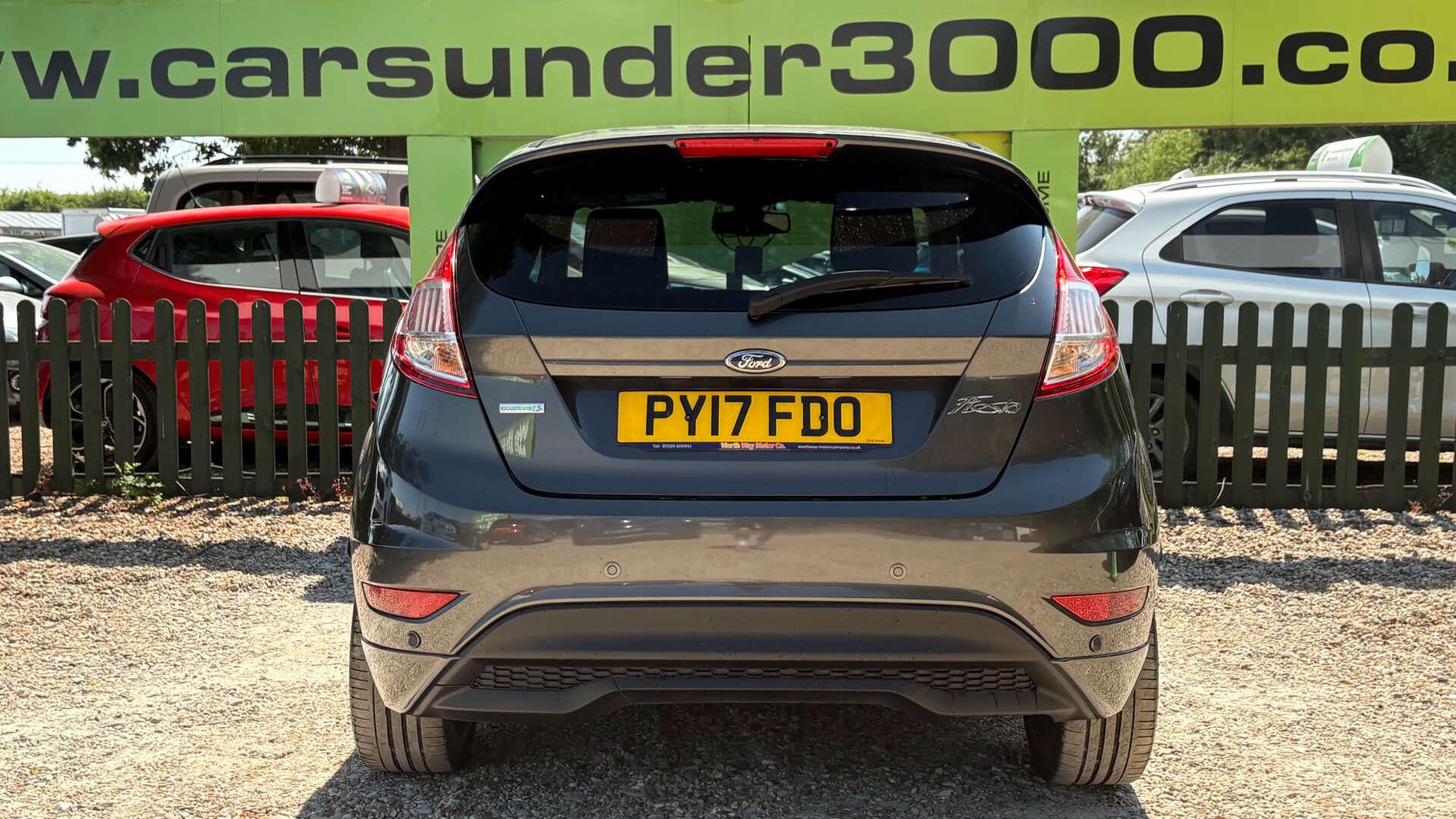 Ford Fiesta view 5