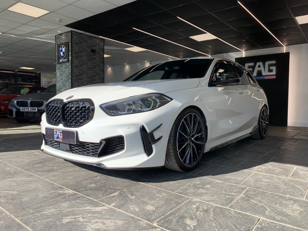 BMW 1 Series view 10