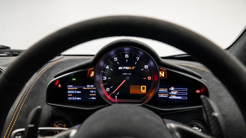 Mclaren 675LT view 46