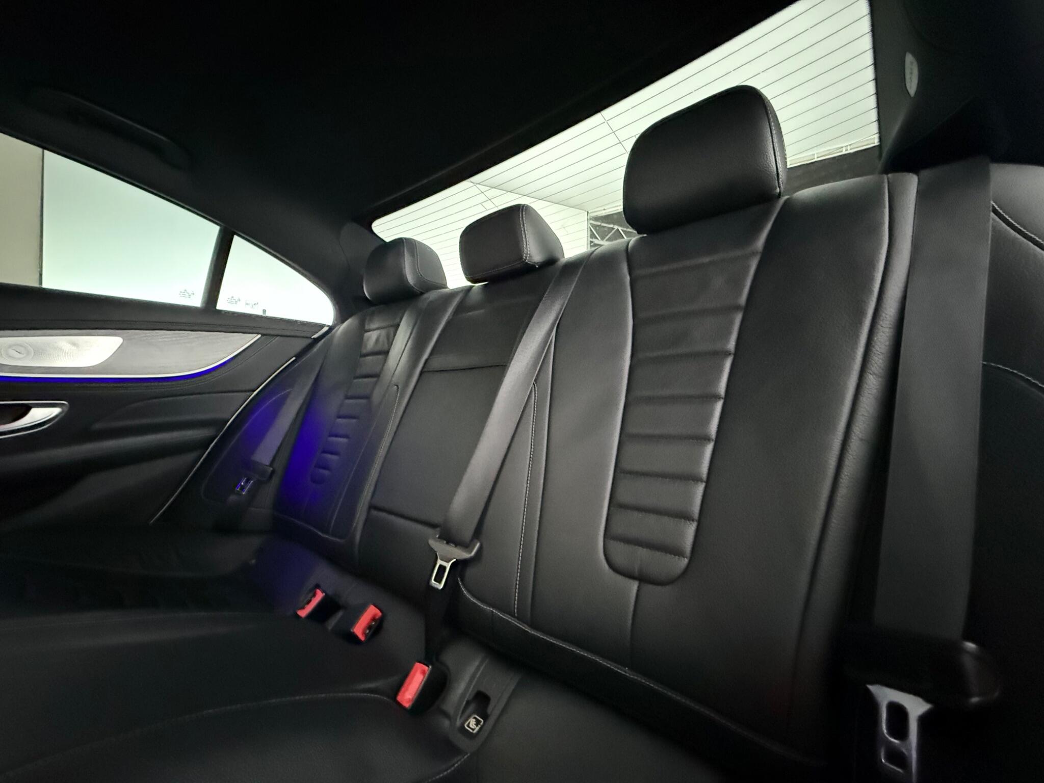 Mercedes-Benz CLS view 38