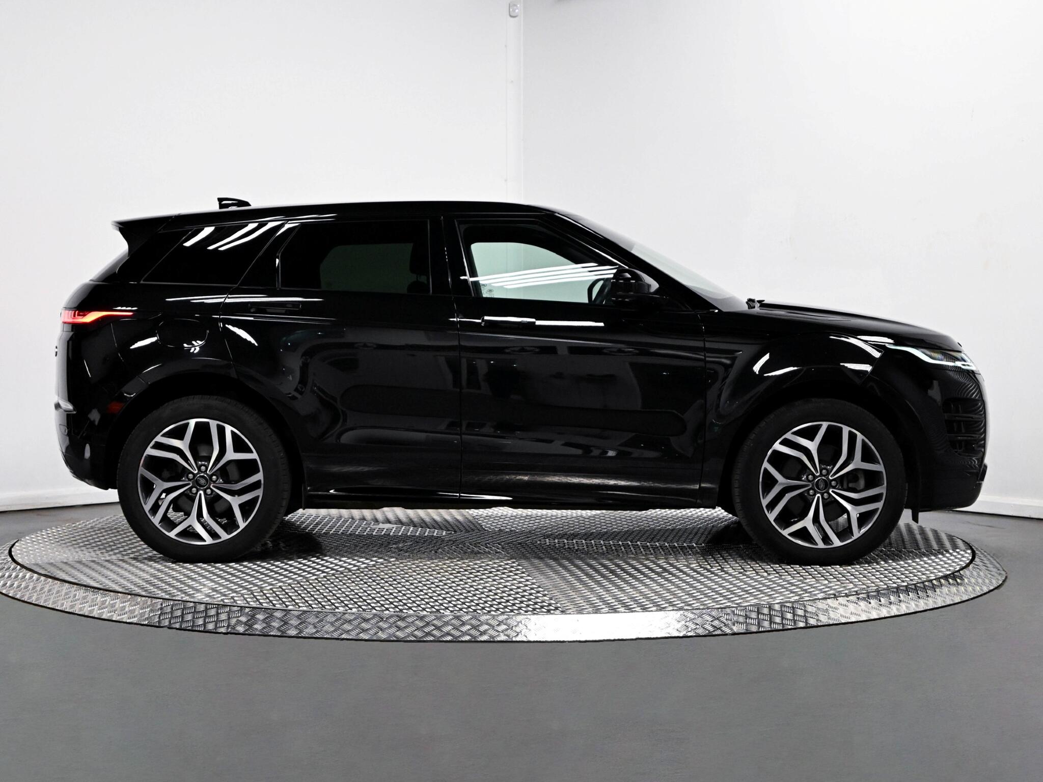 Land Rover Range Rover Evoque view 22