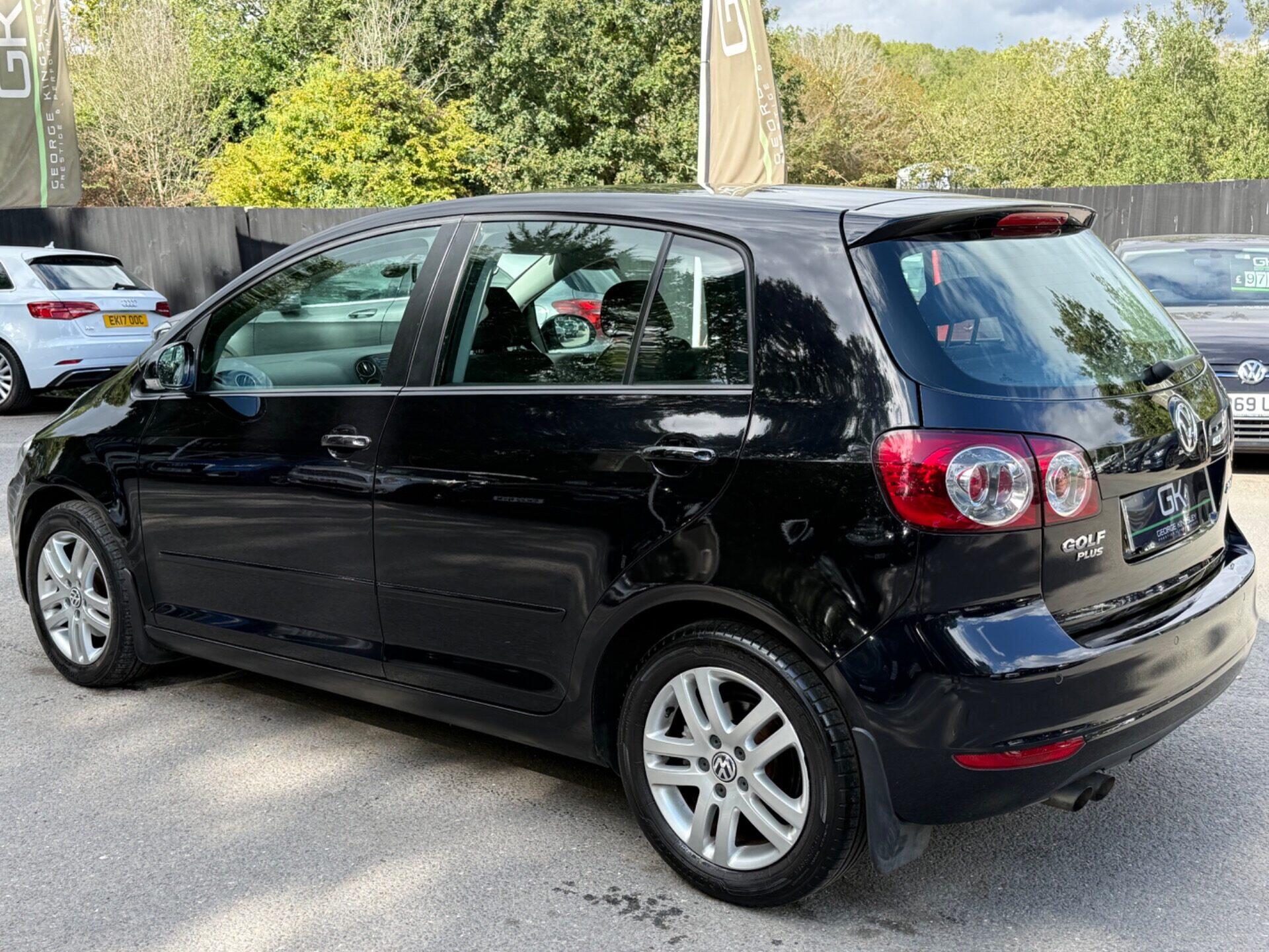 Volkswagen Golf Plus view 2