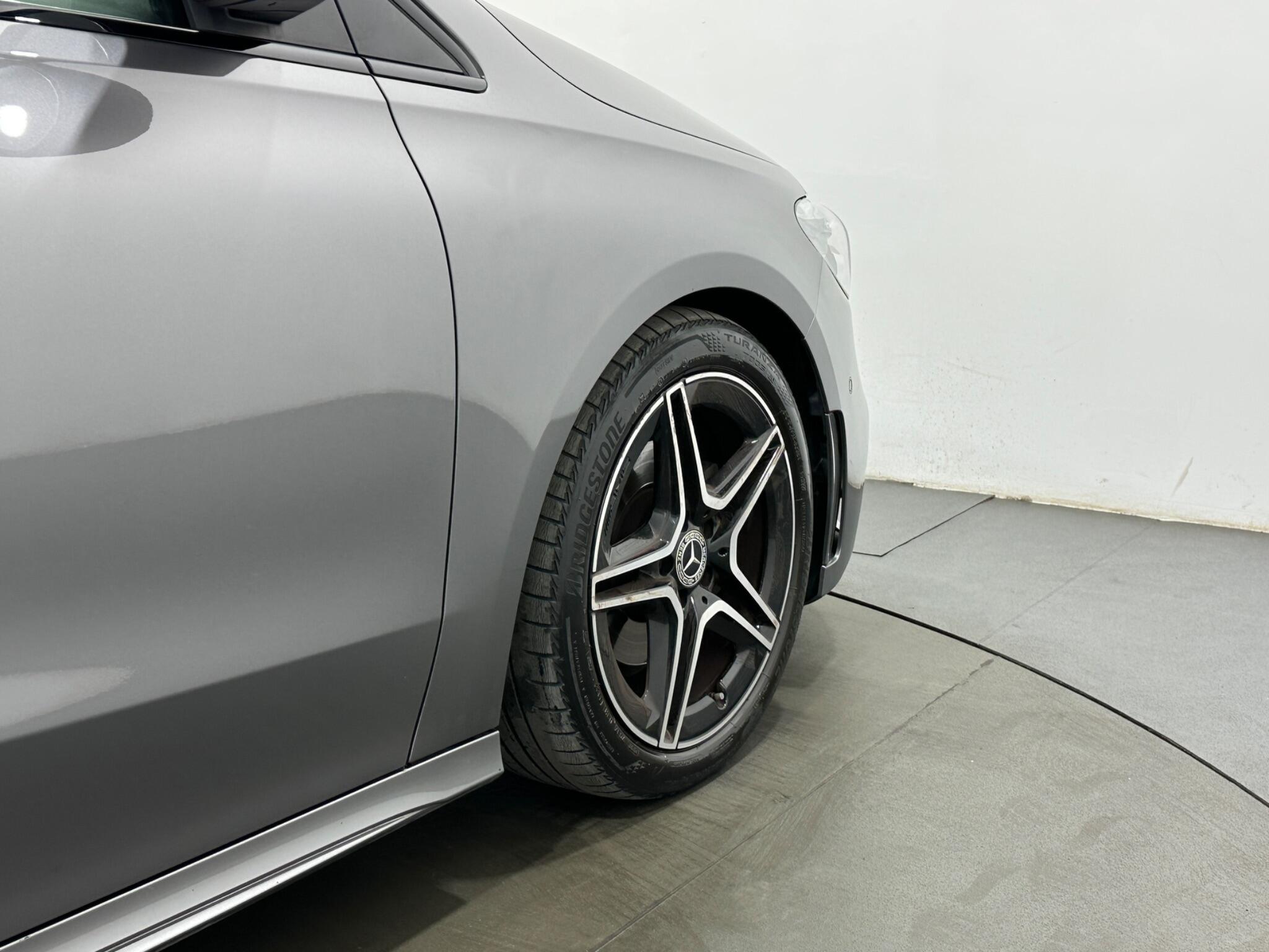 Mercedes-Benz B-Class view 52