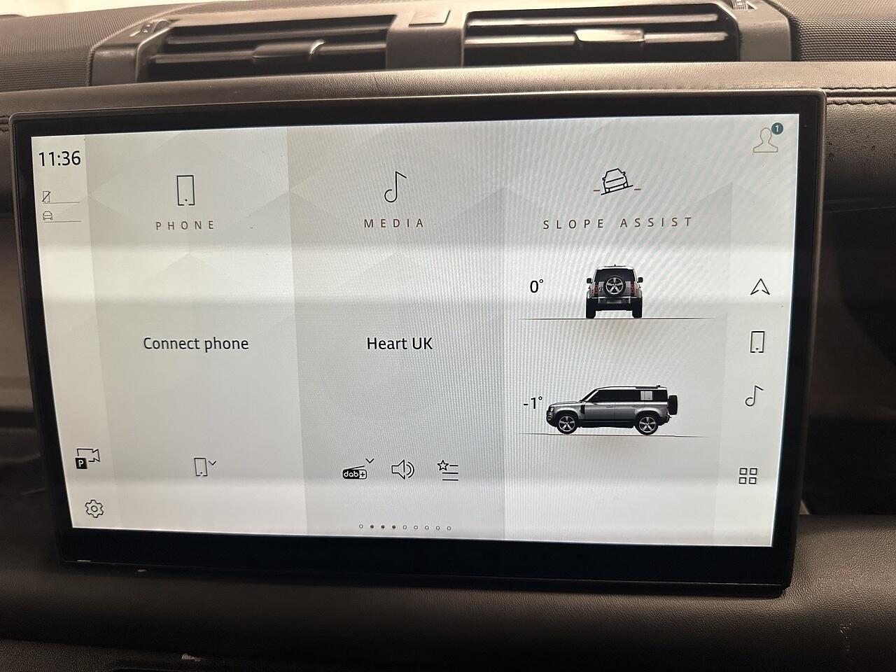 Land Rover Defender view 16