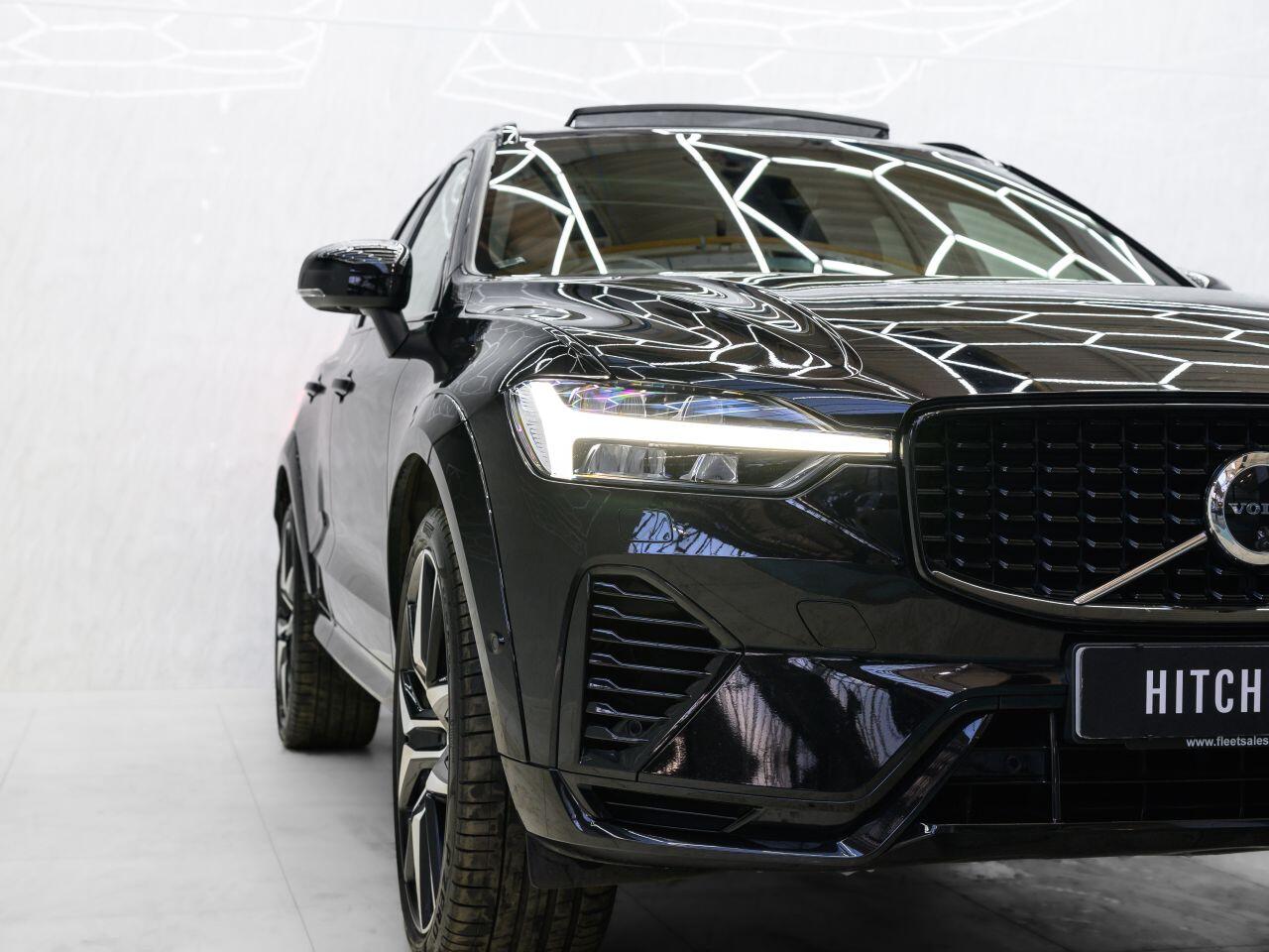 Volvo XC60 view 2