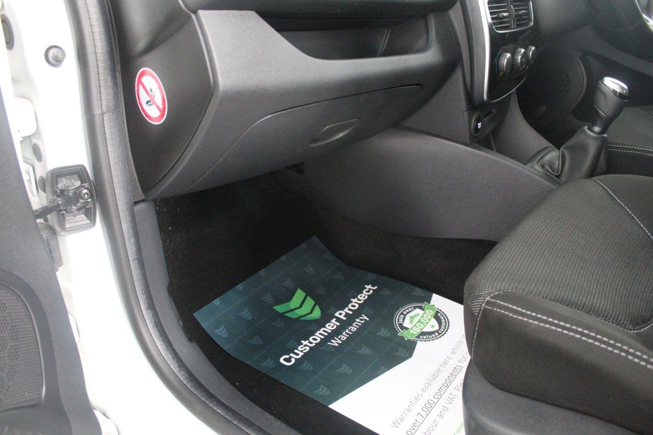 Renault Clio view 29