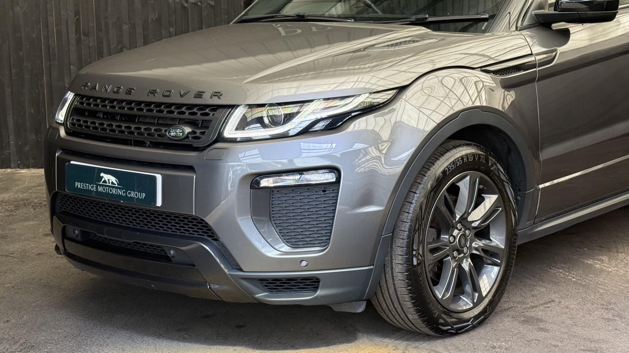 Land Rover Range Rover Evoque view 8