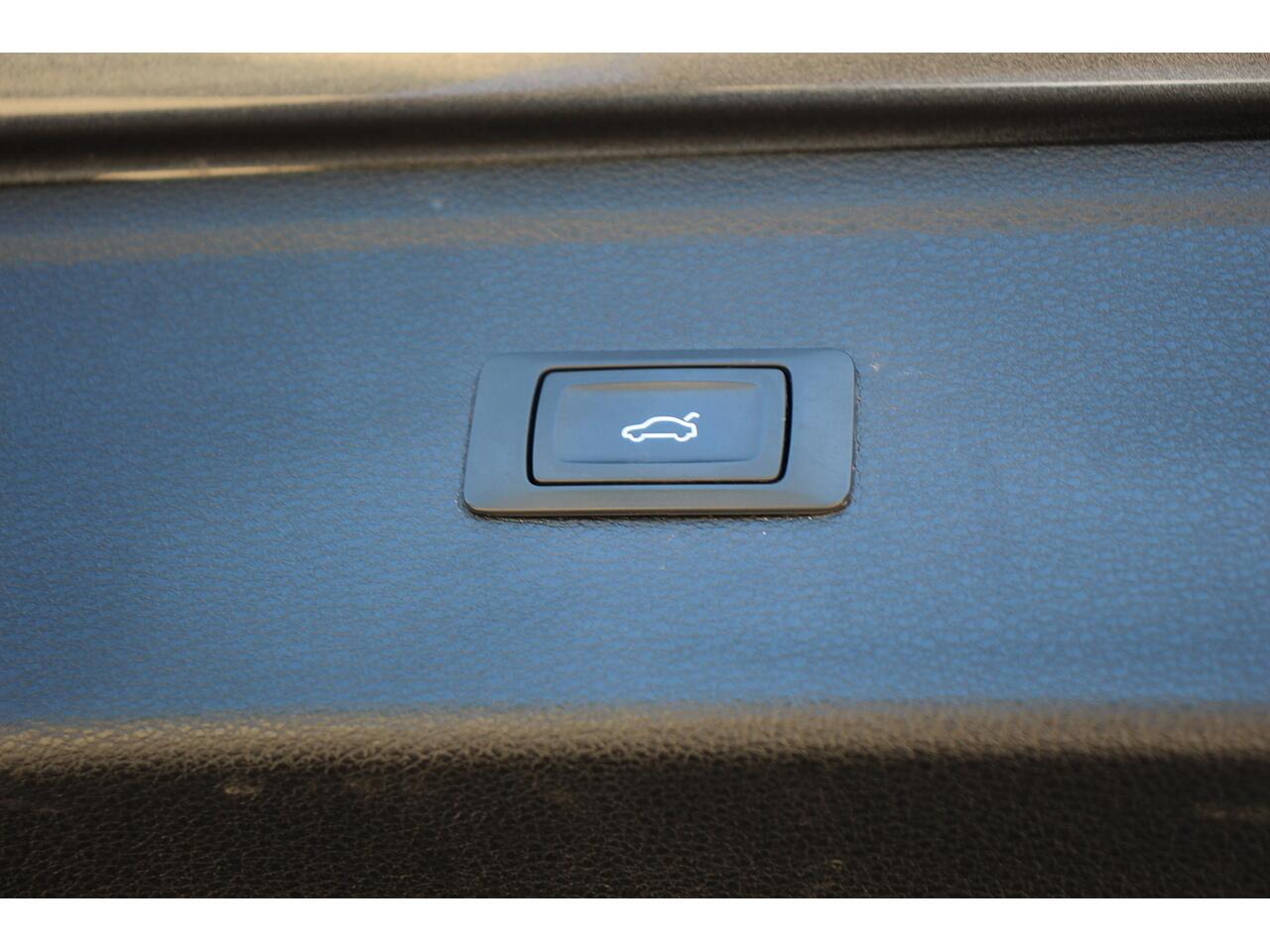 Audi Q5 view 38
