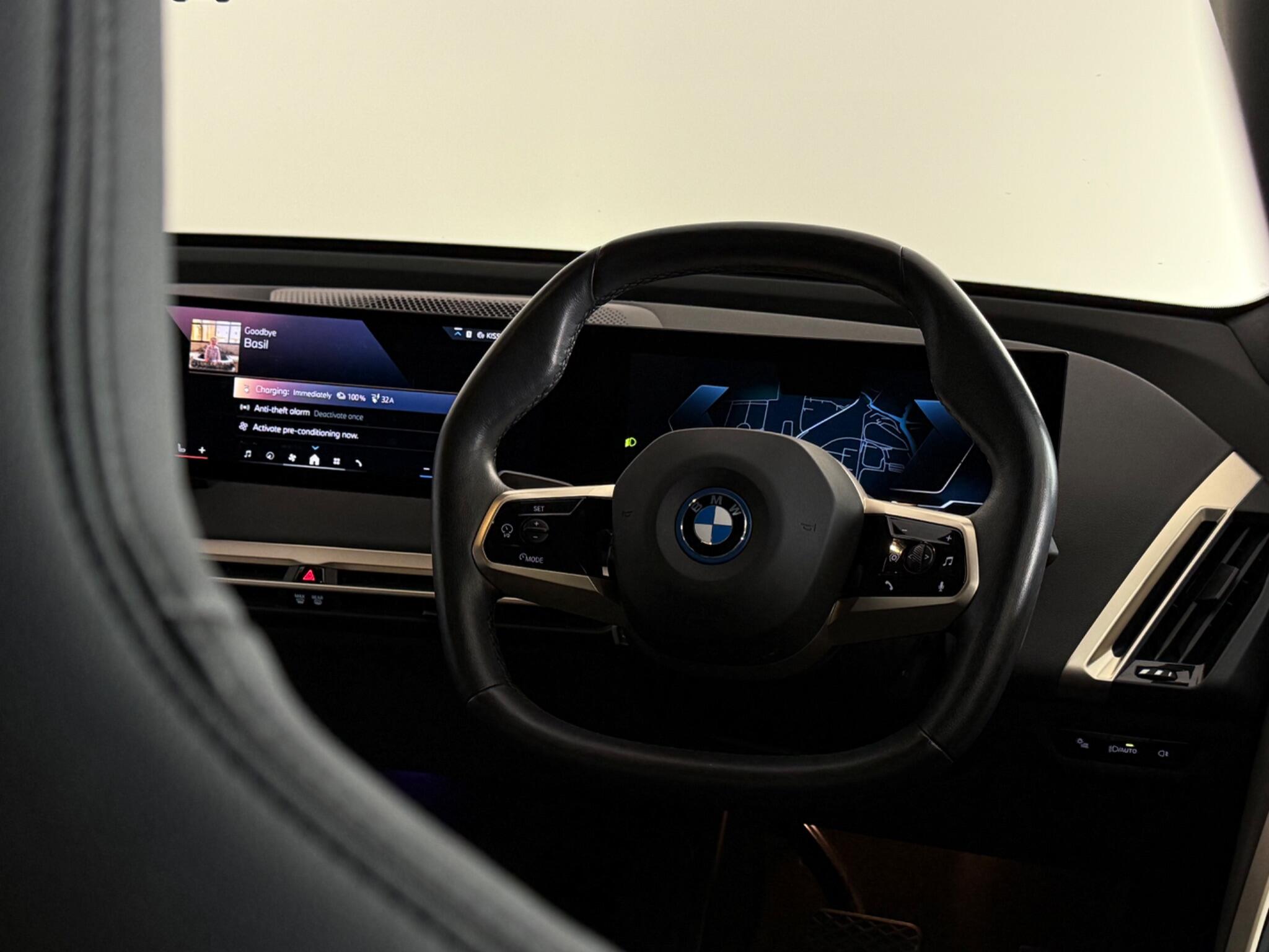 BMW Ix view 34