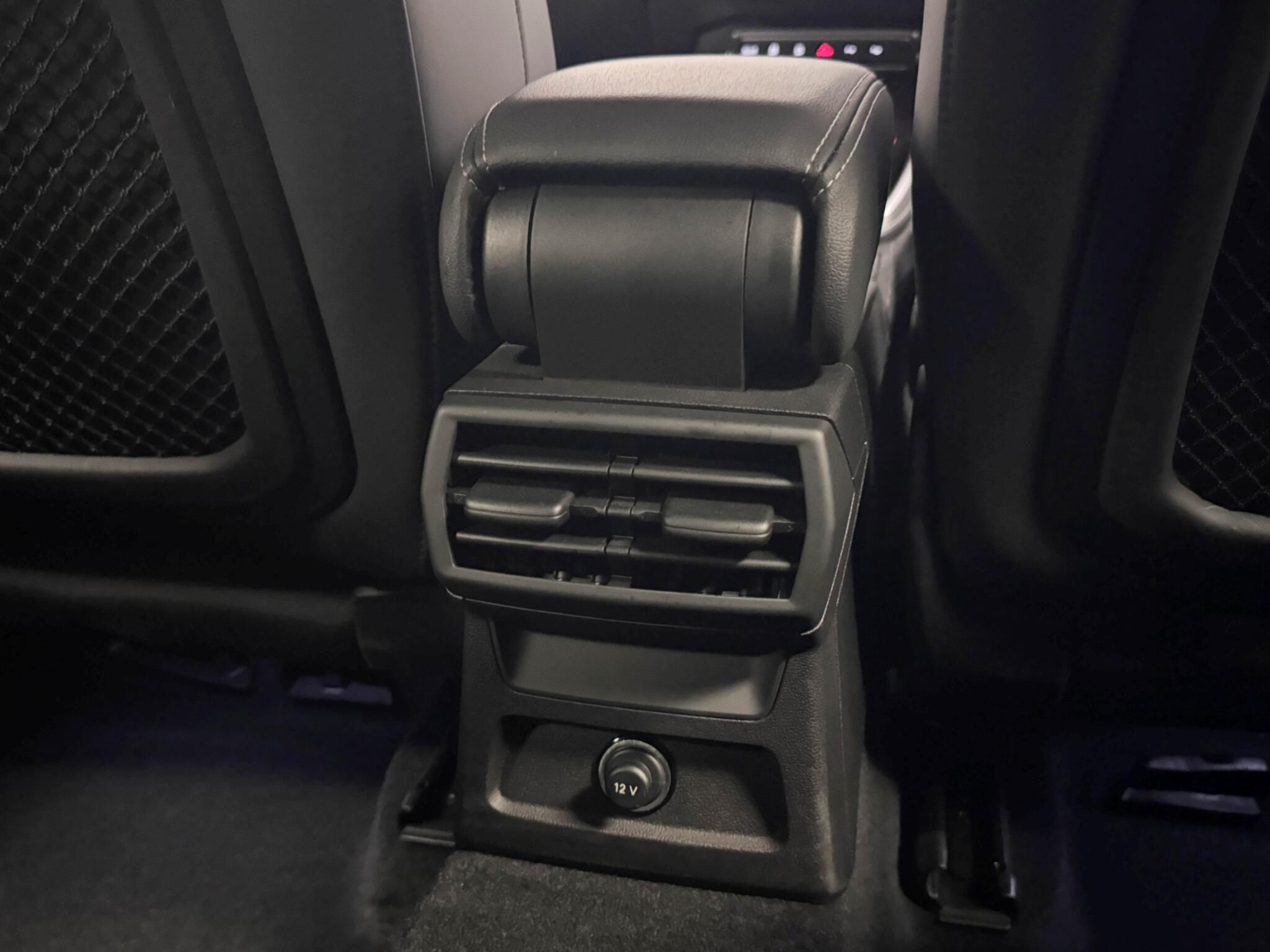 Audi S3 view 18