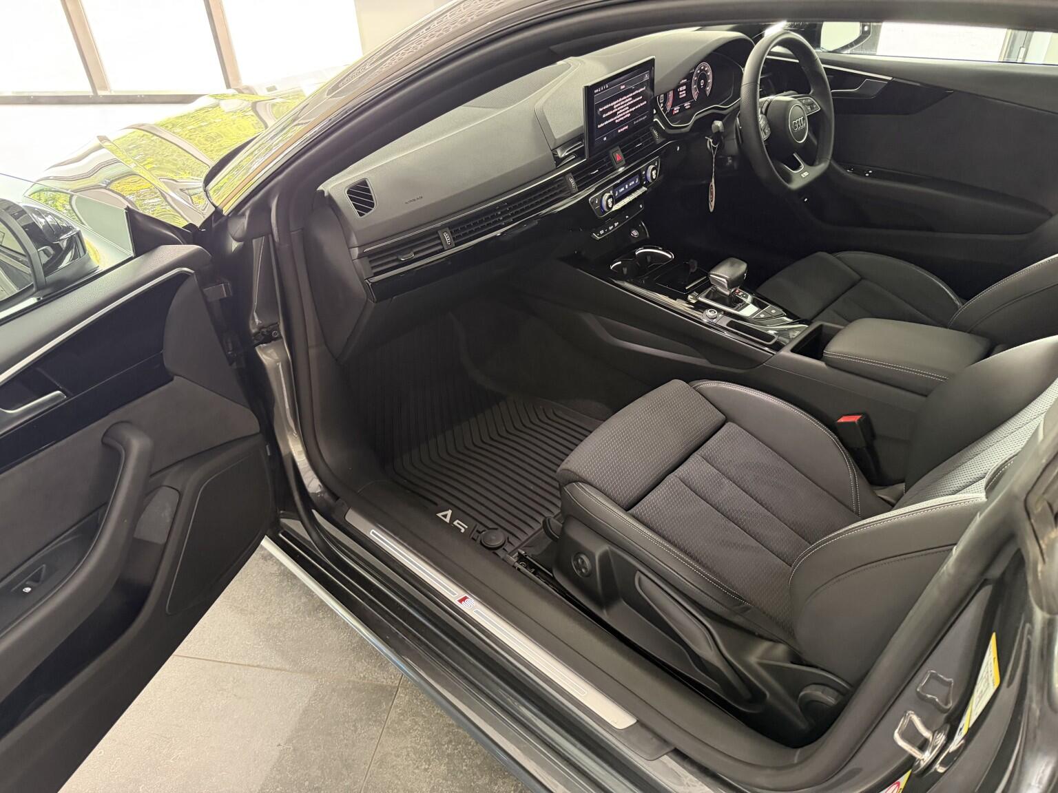 Audi A5 view 27