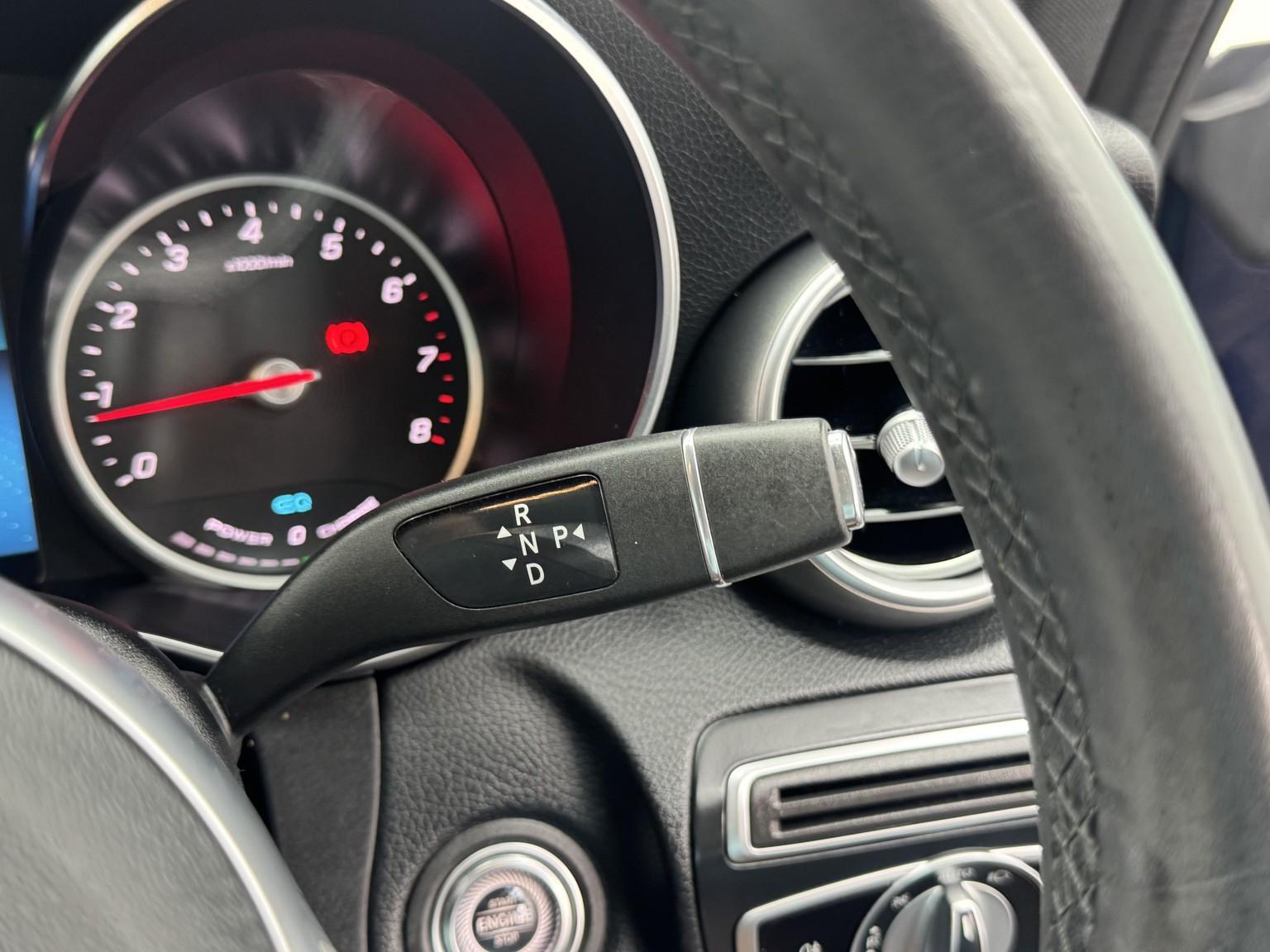 Mercedes-Benz C-Class view 46