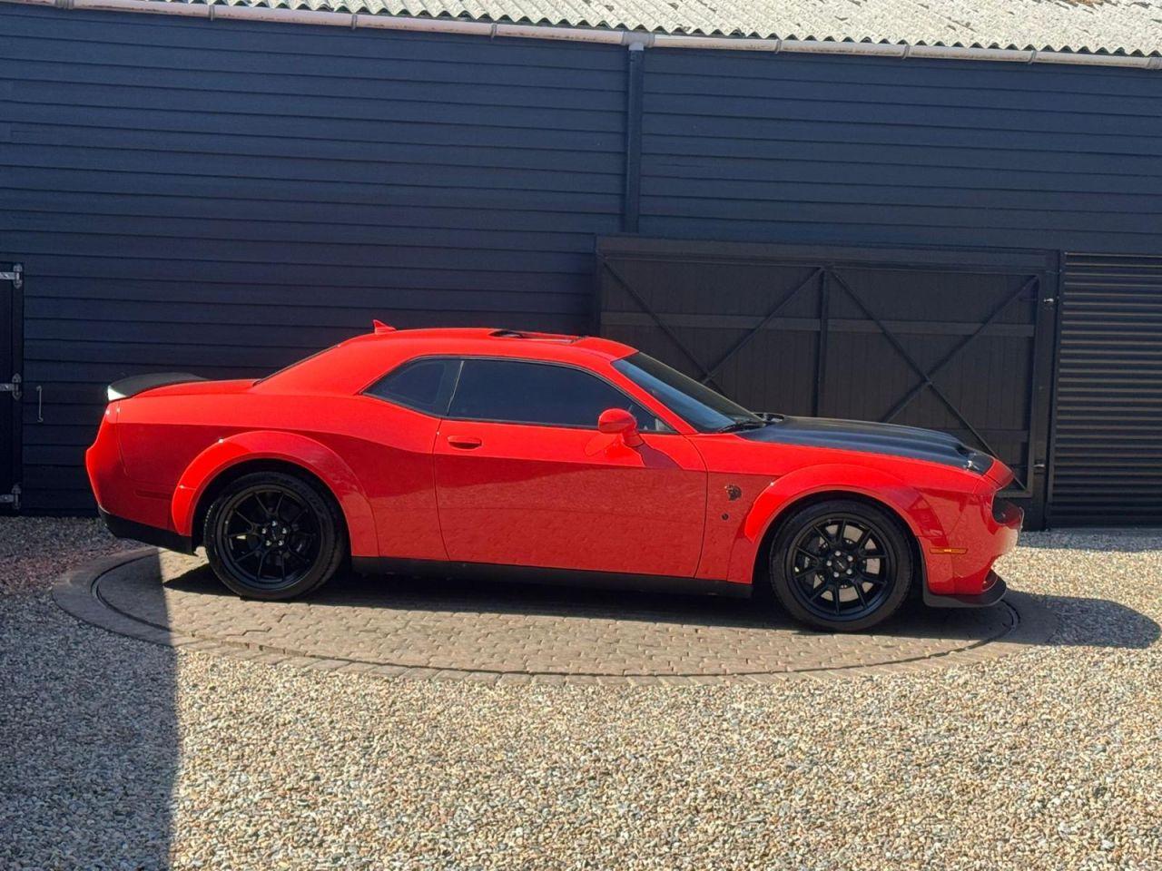 Dodge Challenger view 58
