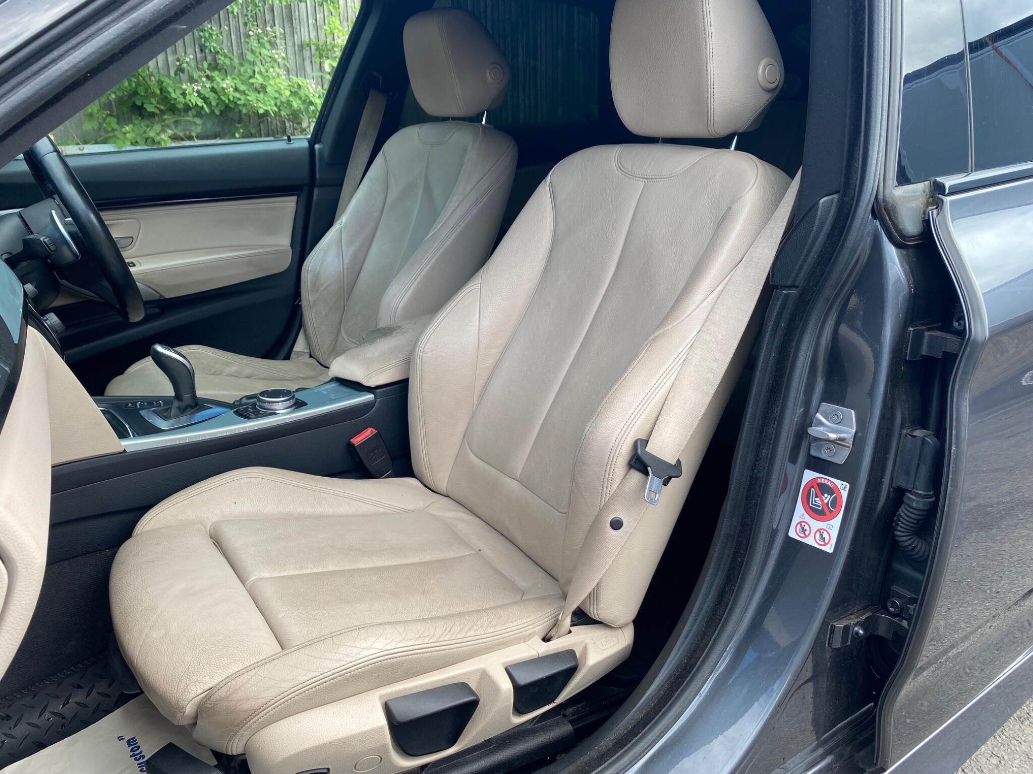 BMW 3 Series view 21