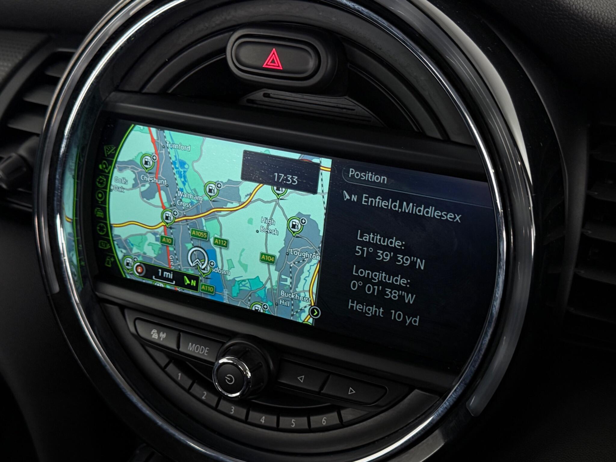 Mini Hatch view 20
