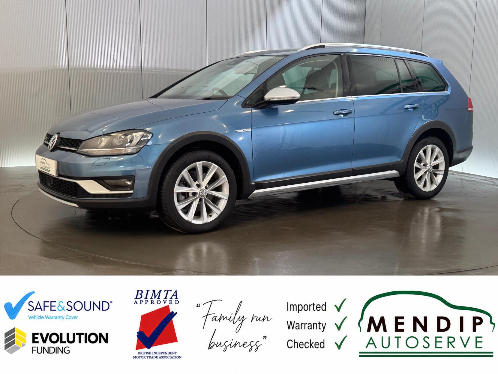 Volkswagen Golf view 2