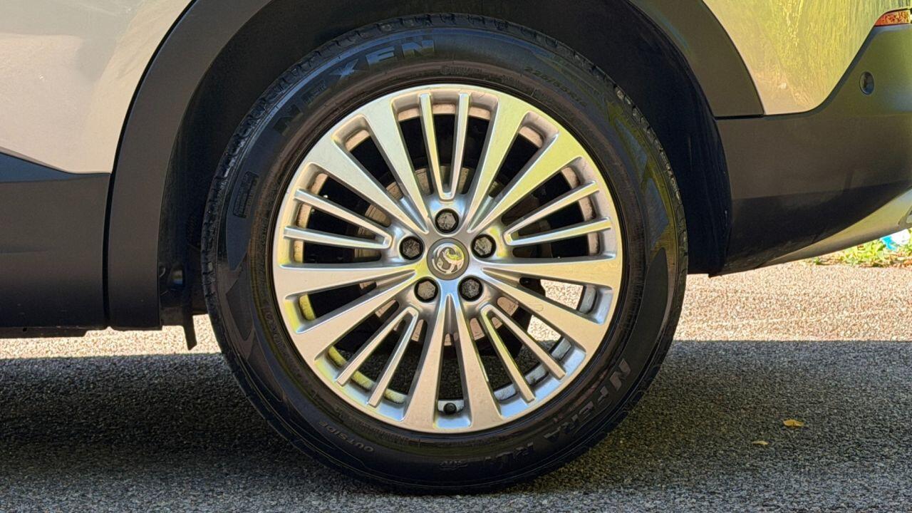 Vauxhall Grandland X view 38