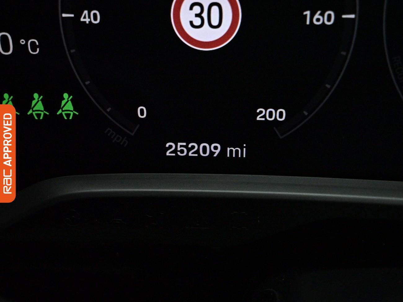 Porsche Taycan view 12