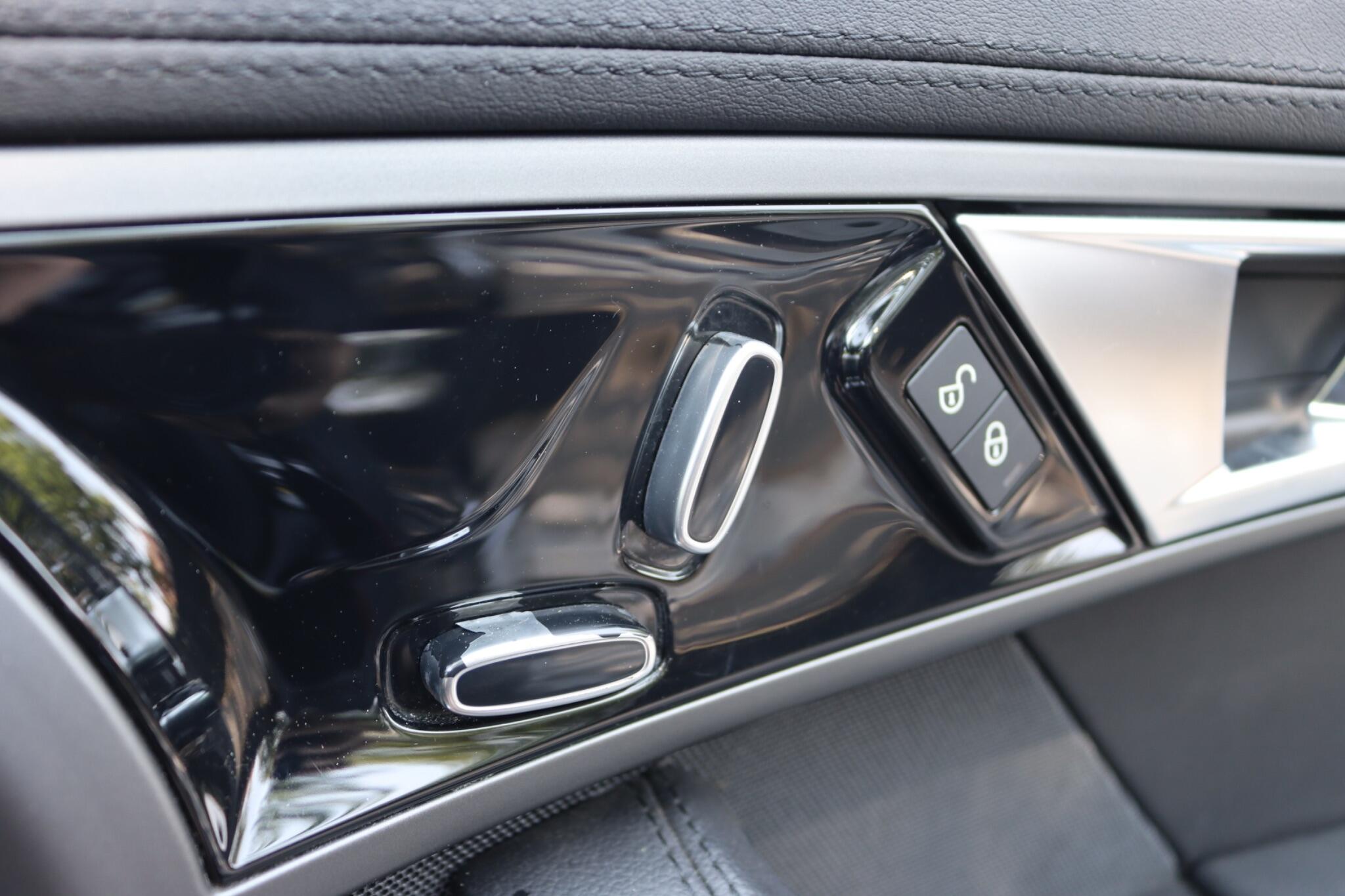 Jaguar F-Type view 36