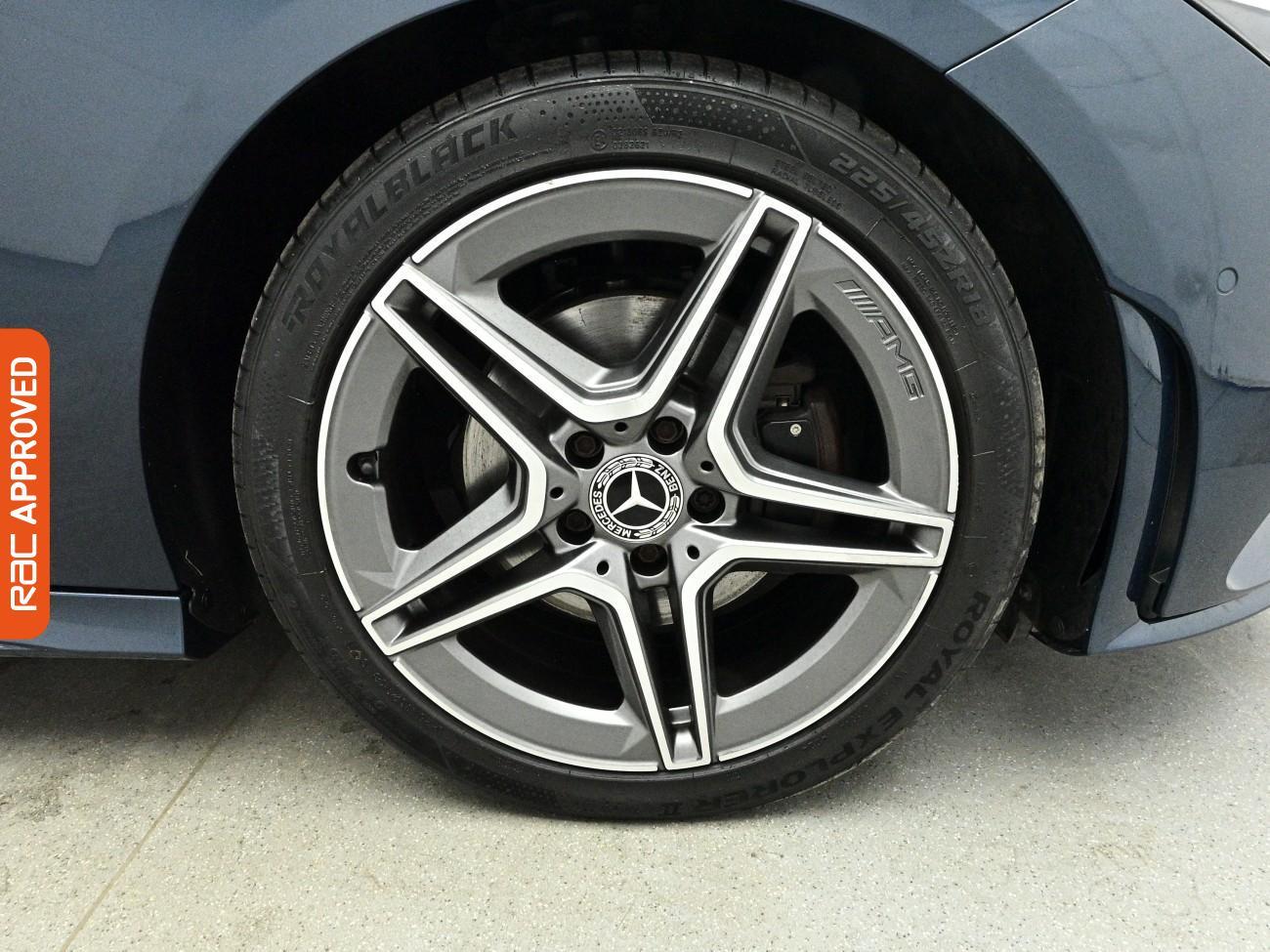 Mercedes-Benz CLA view 27