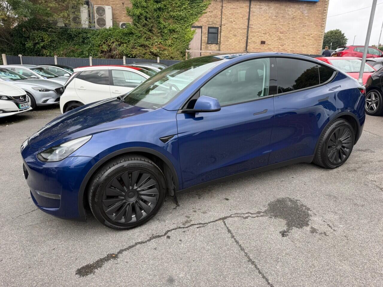 Tesla Model Y view 31