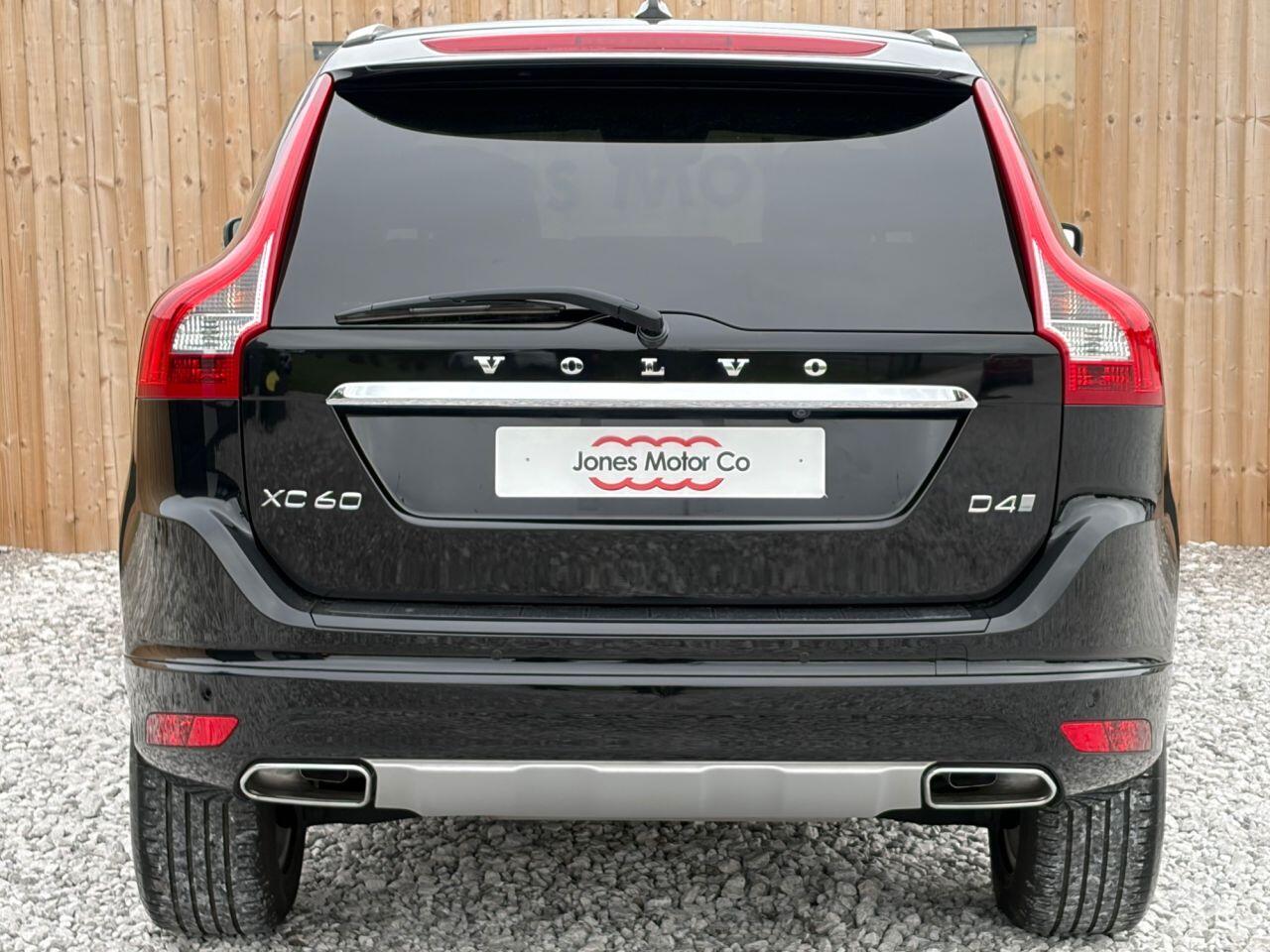 Volvo XC60 view 9