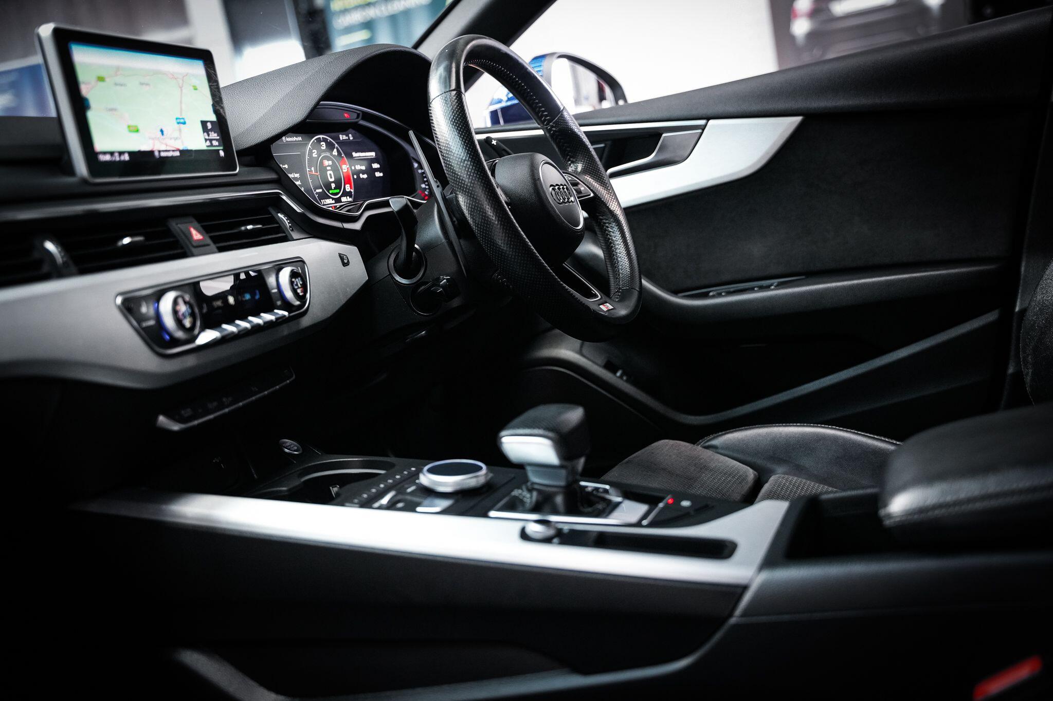 Audi A5 view 3
