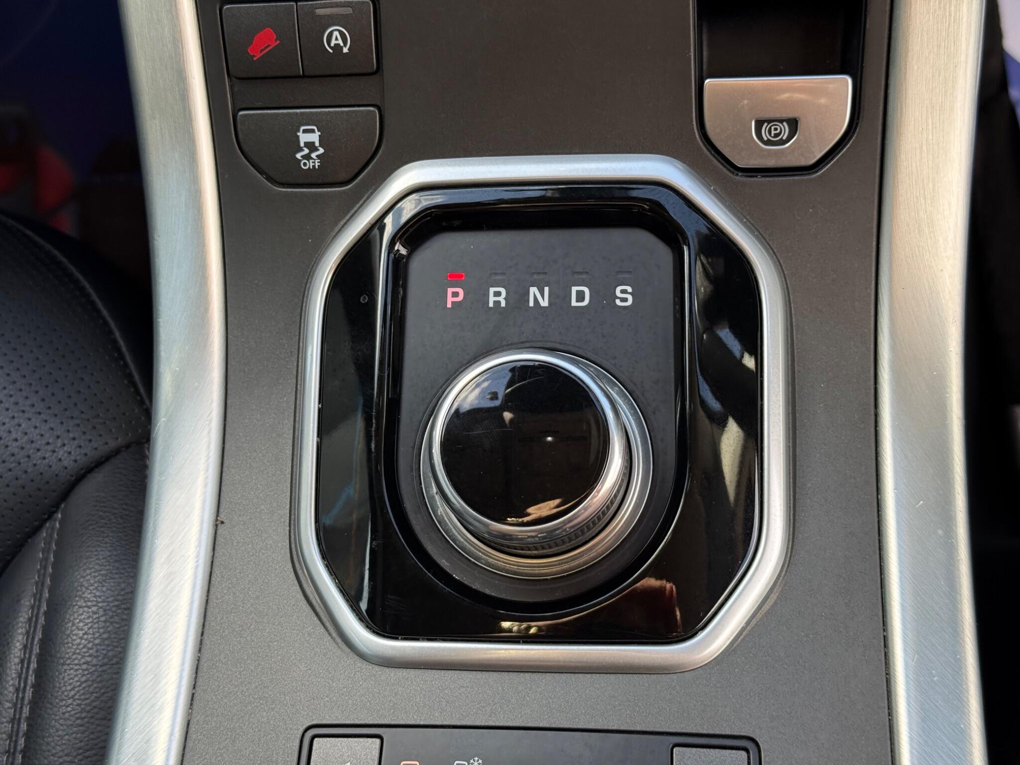 Land Rover Range Rover Evoque view 34
