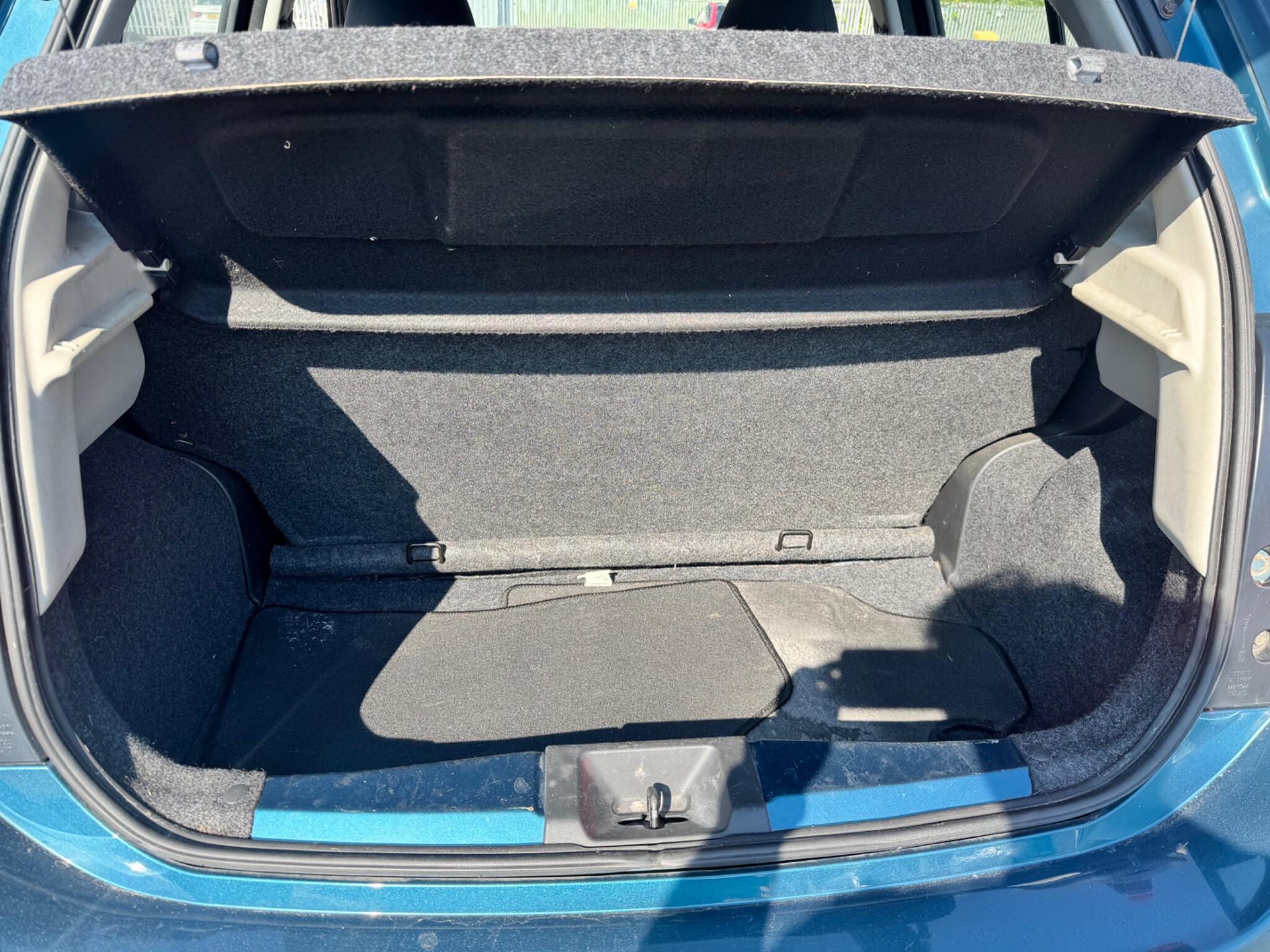Nissan Micra view 41