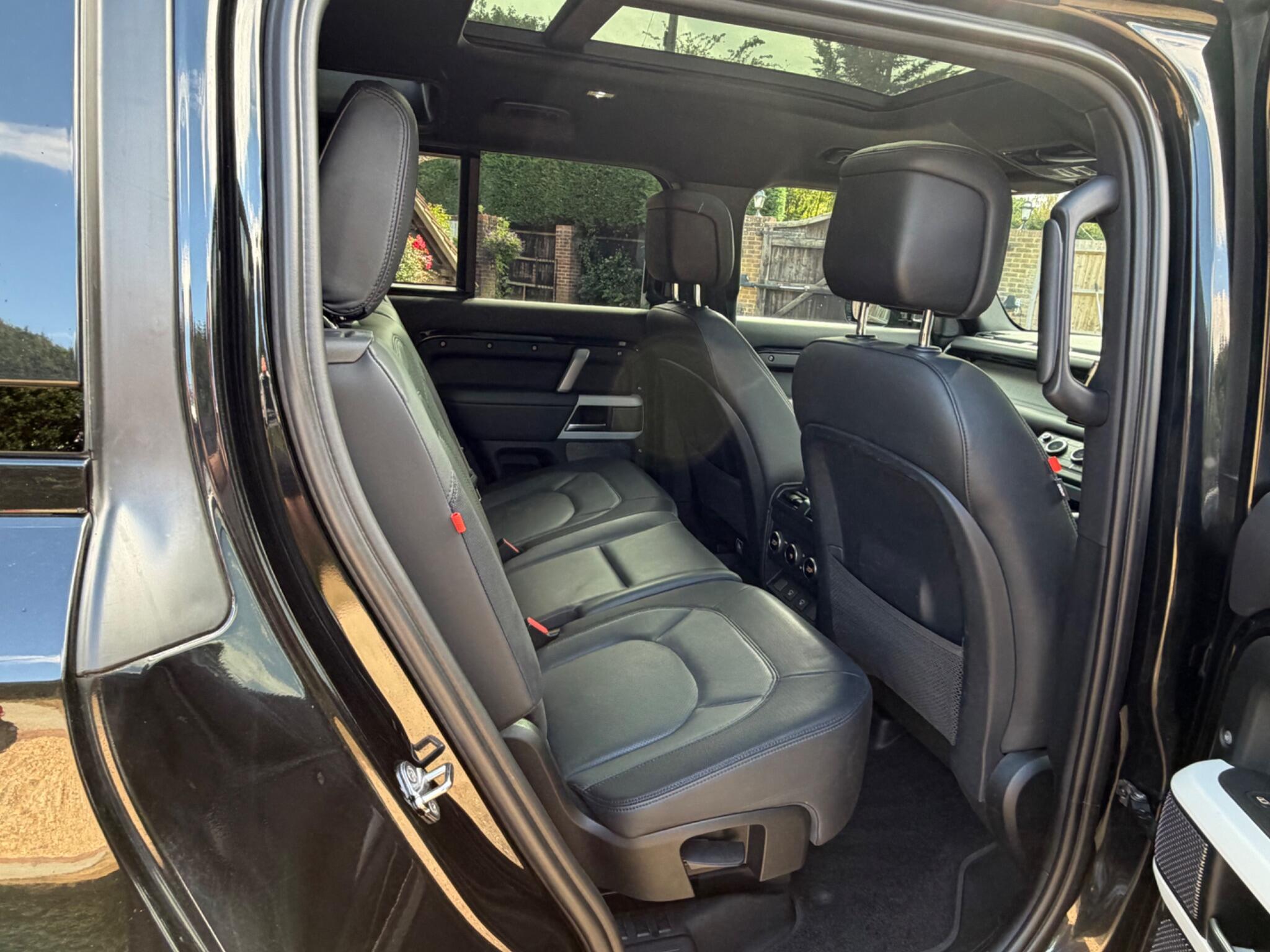 Land Rover Defender view 12