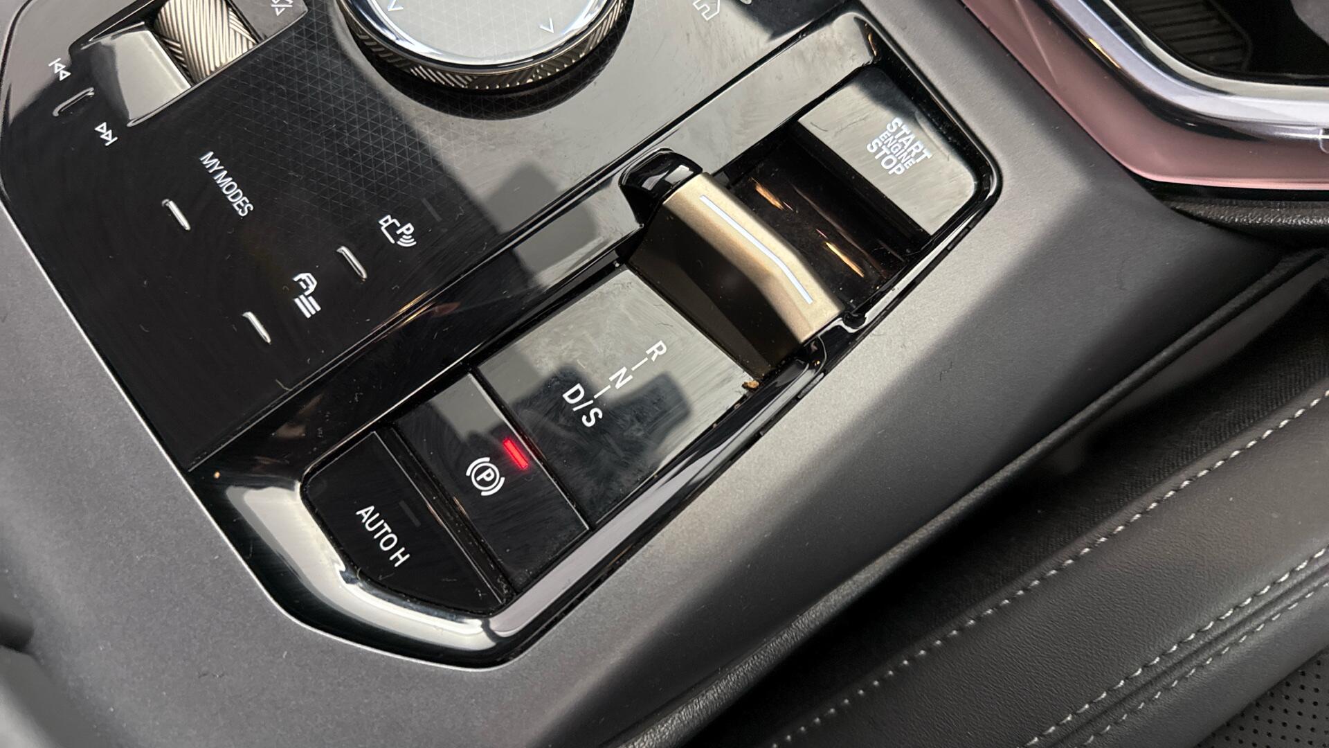 BMW X3 view 19