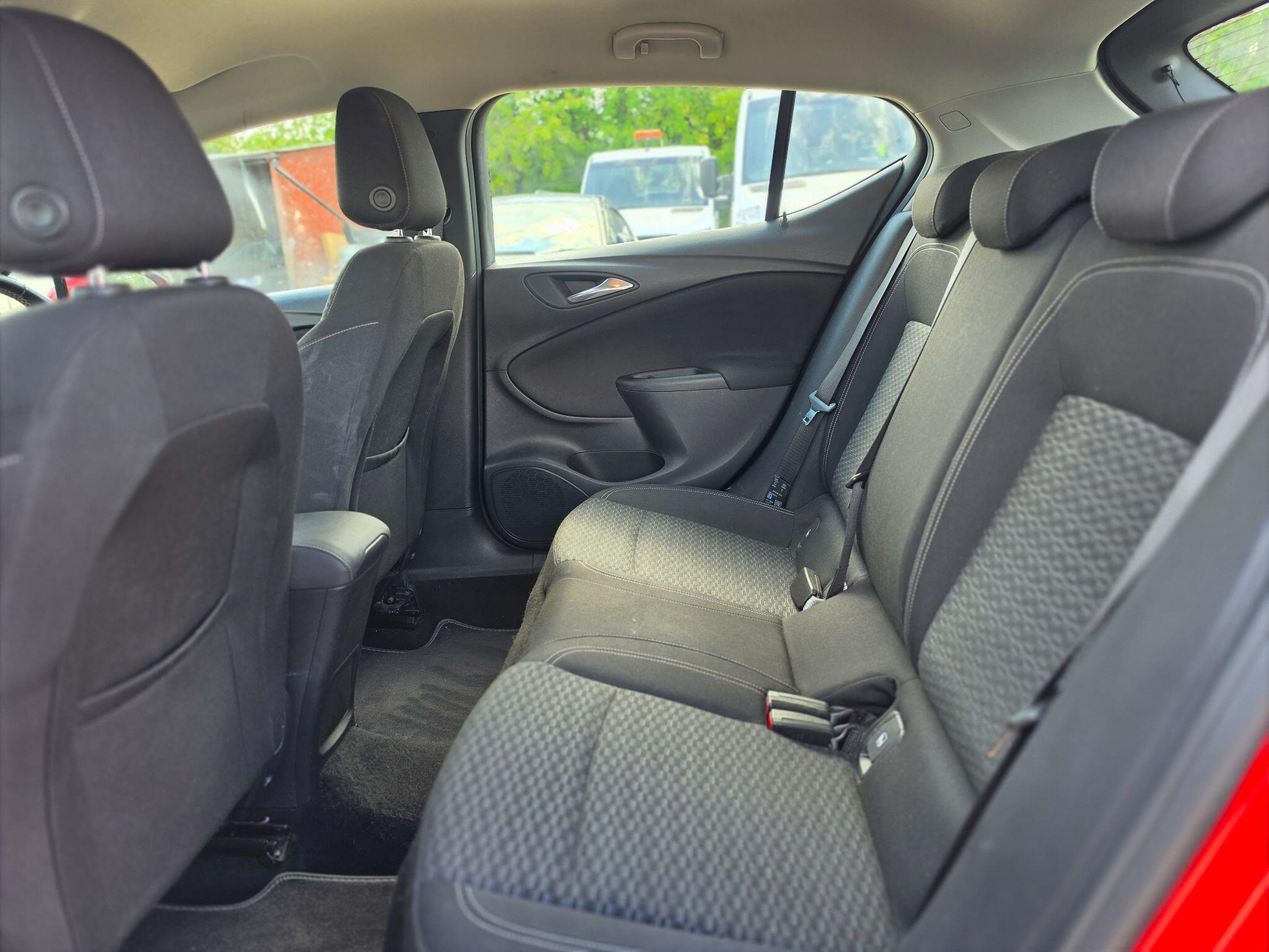 Vauxhall Astra view 10