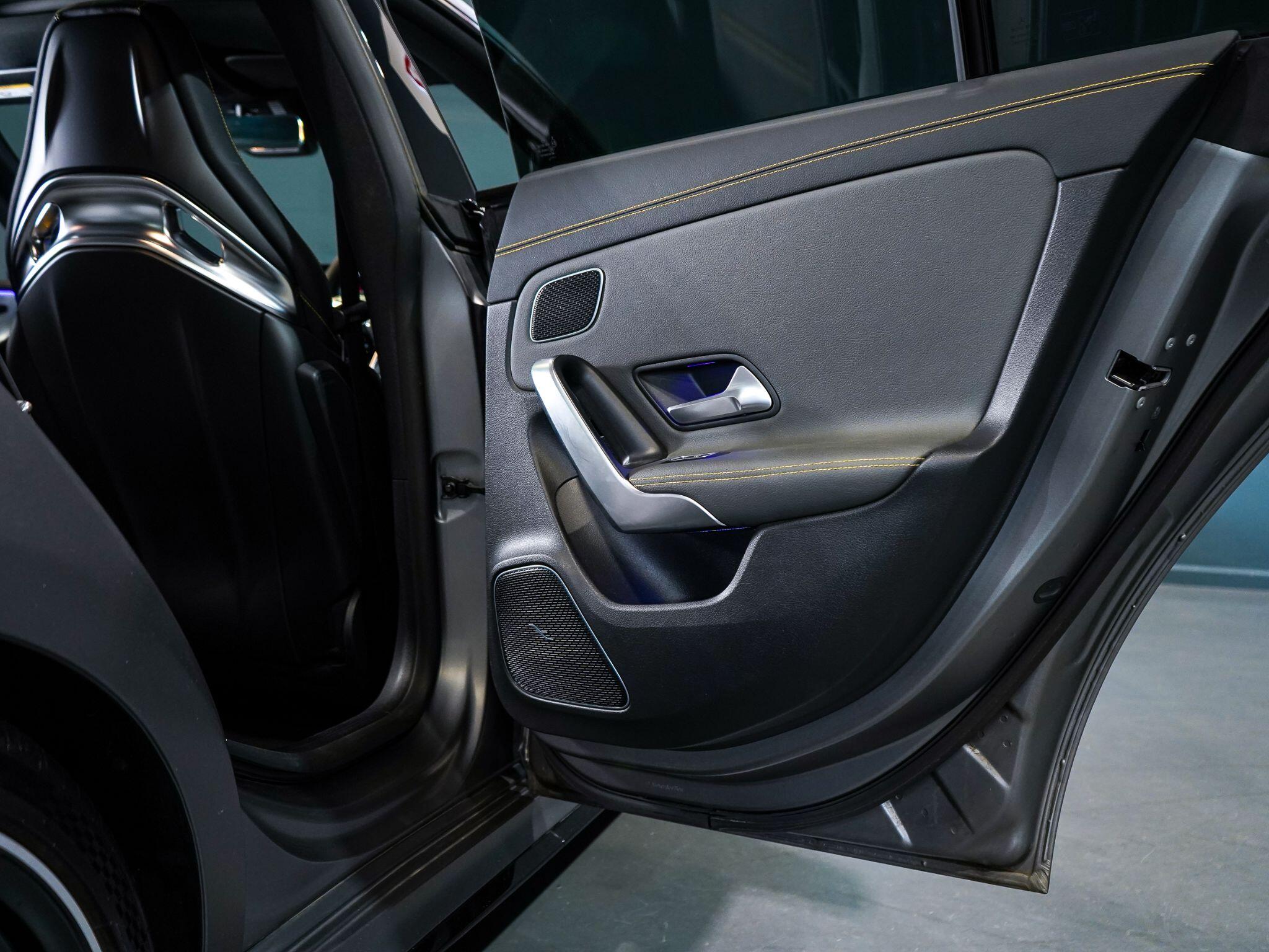 Mercedes-Benz CLA view 16