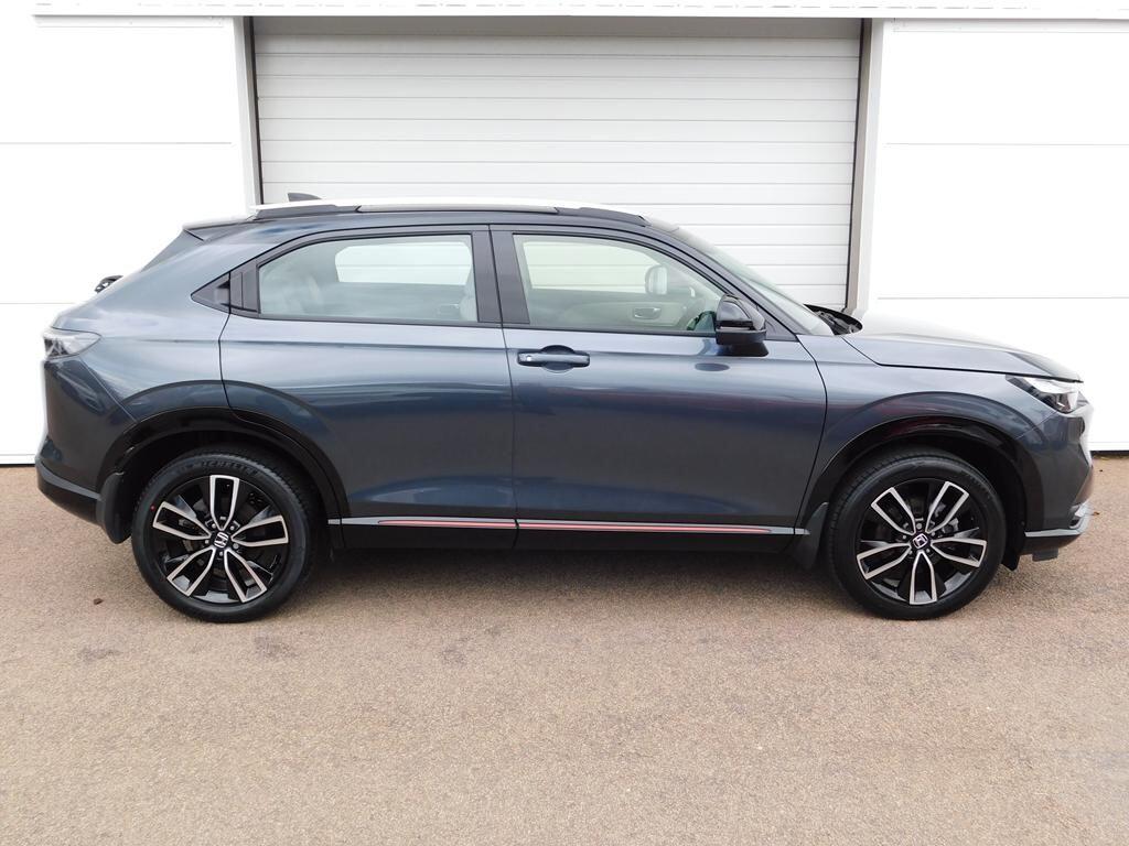 HR-V